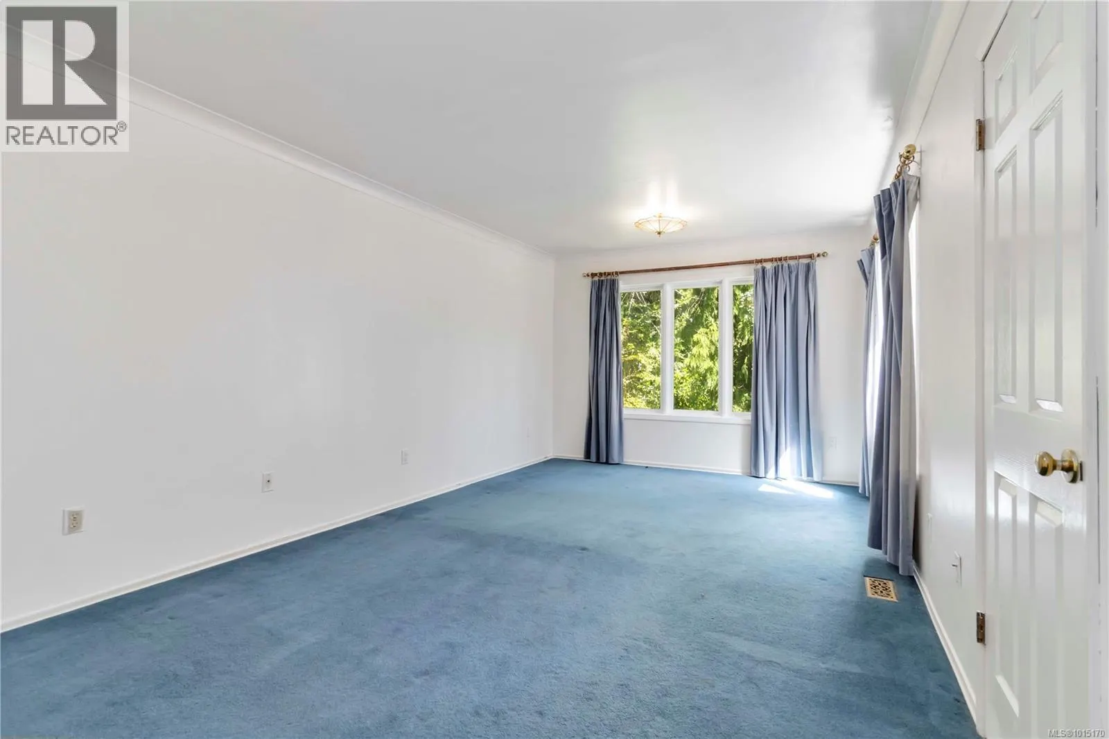1748 Llandaff Pl