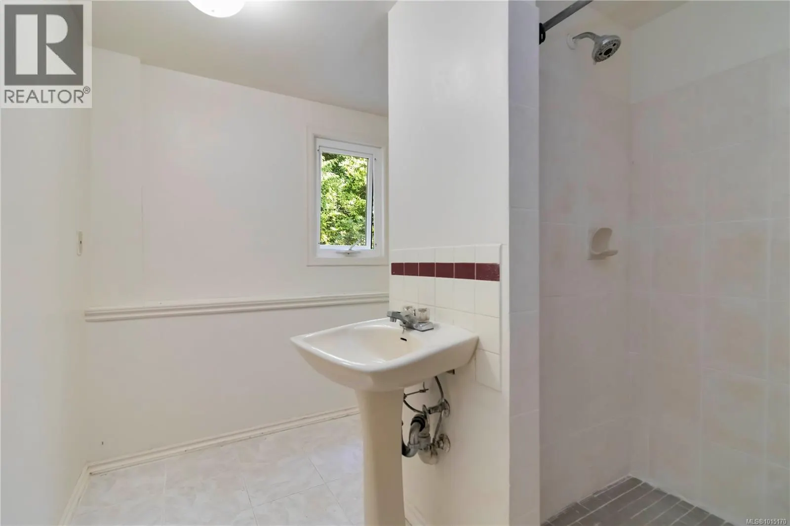 1748 Llandaff Pl