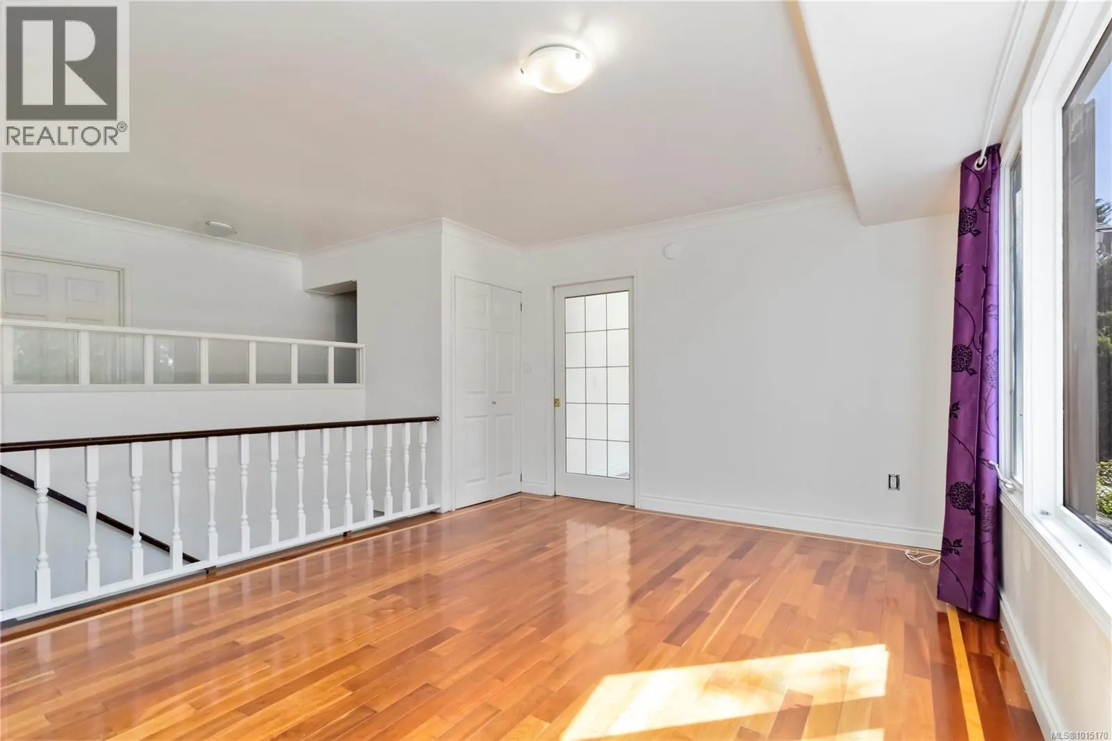 1748 Llandaff Pl