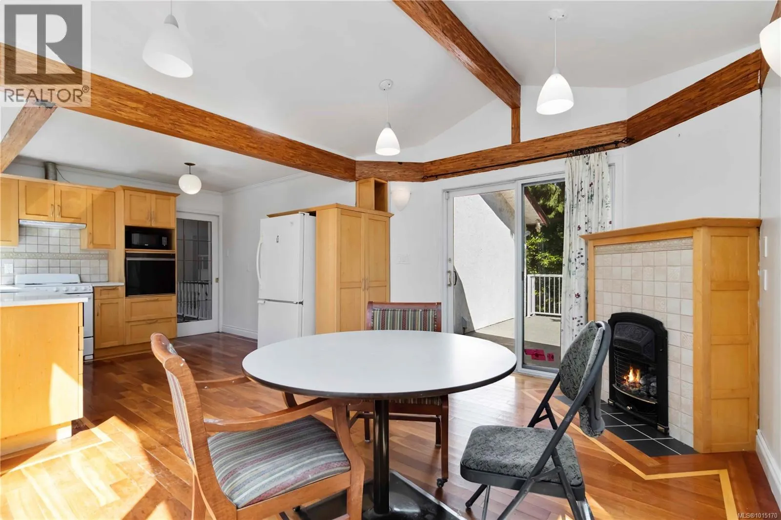 1748 Llandaff Pl