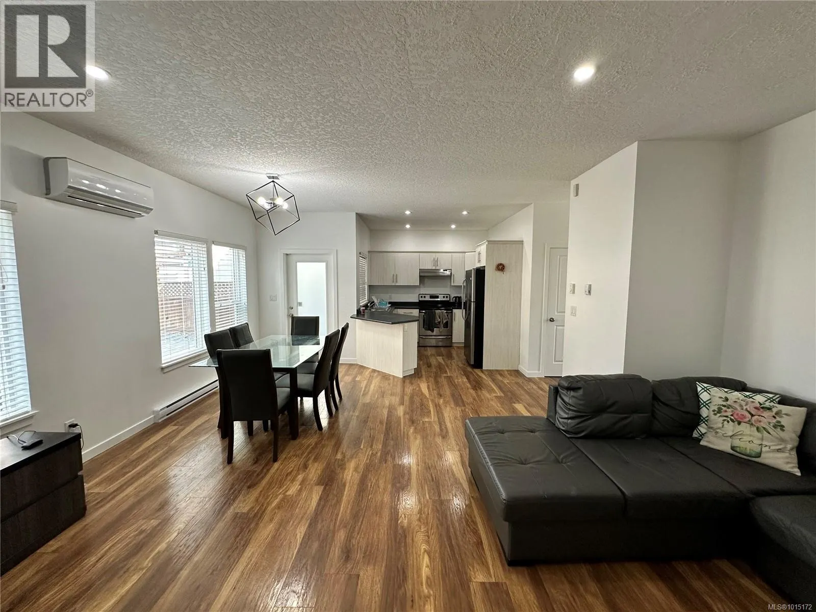 3368 Merlin Rd