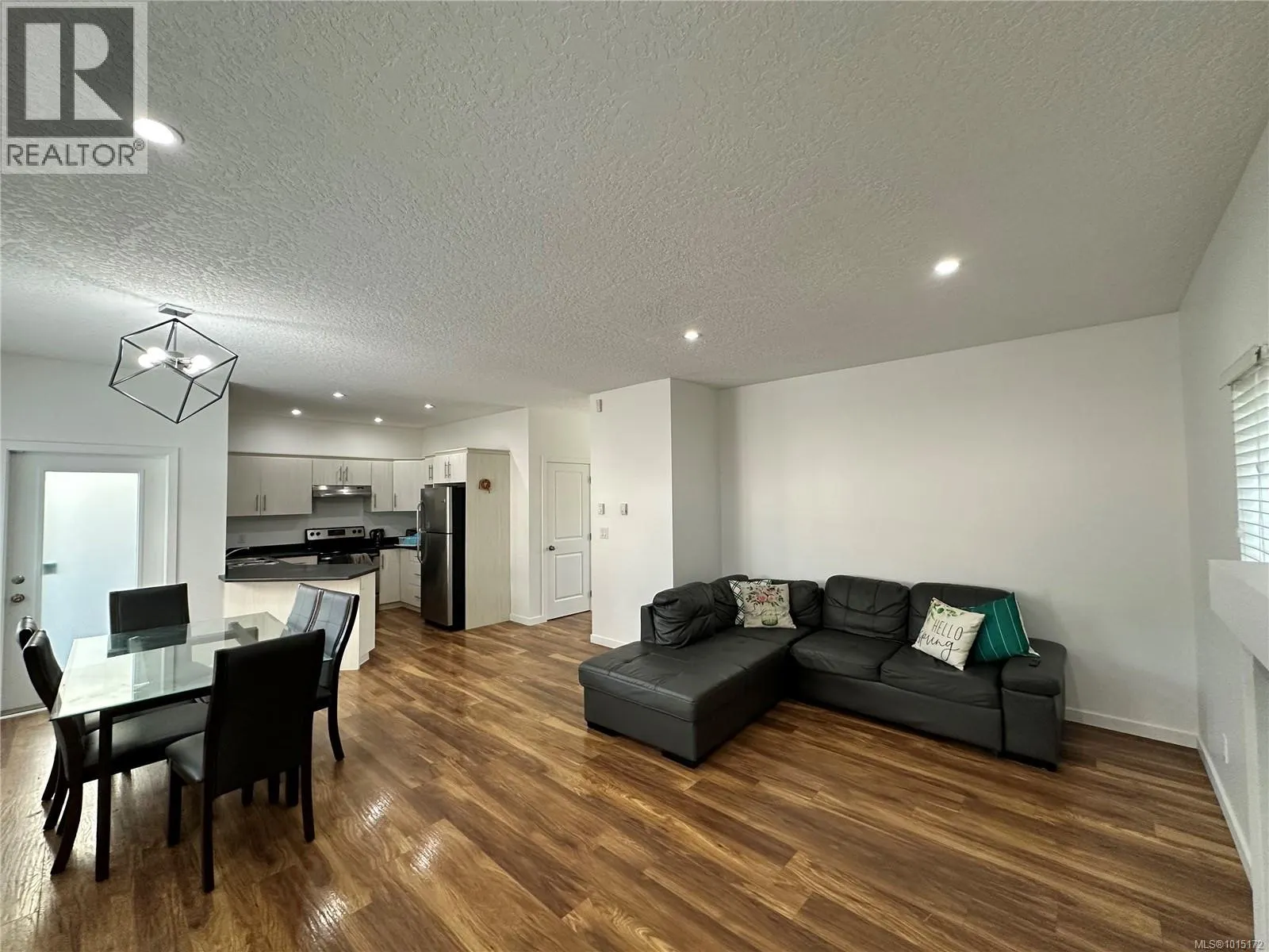 3368 Merlin Rd
