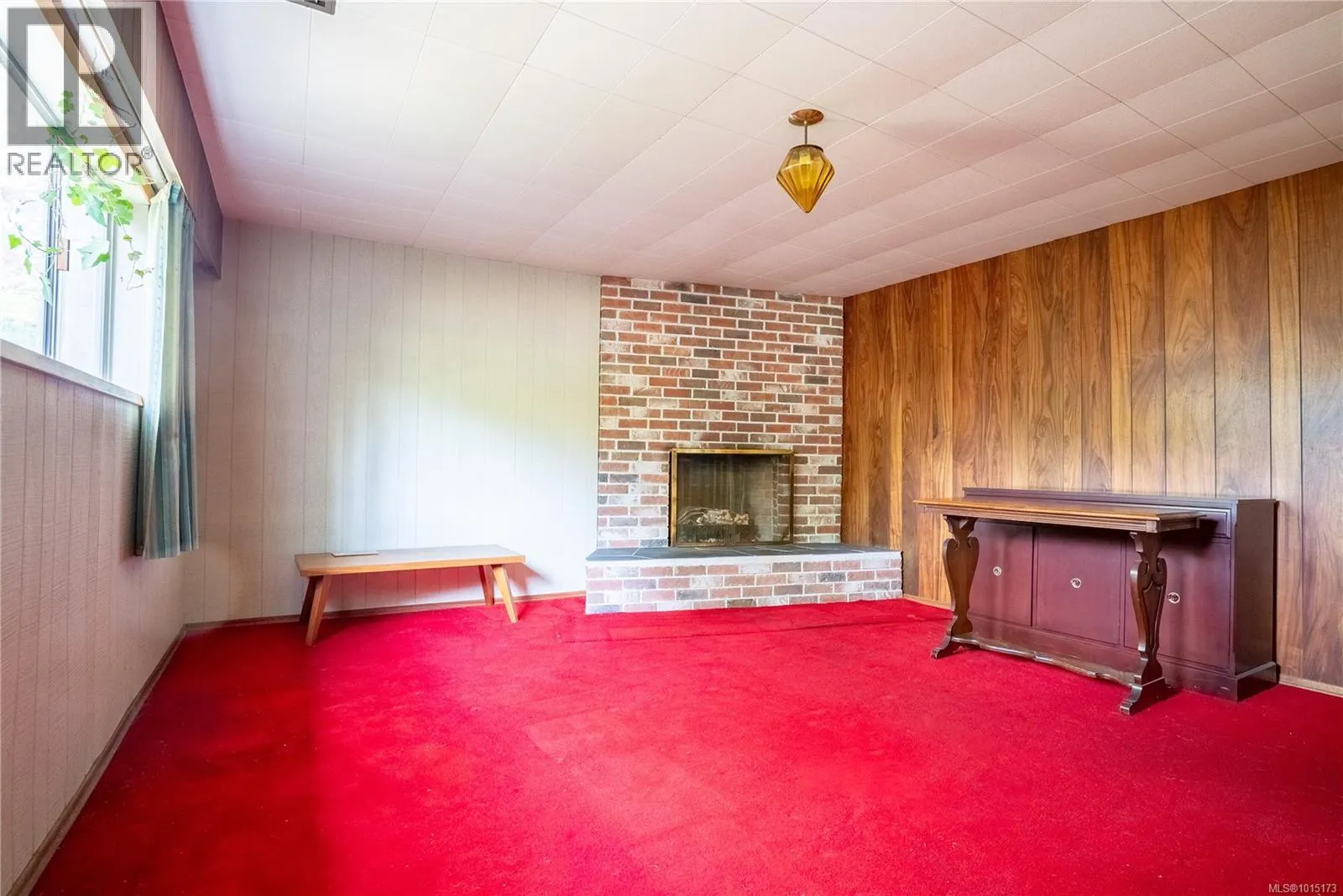 1805 Fairburn Dr