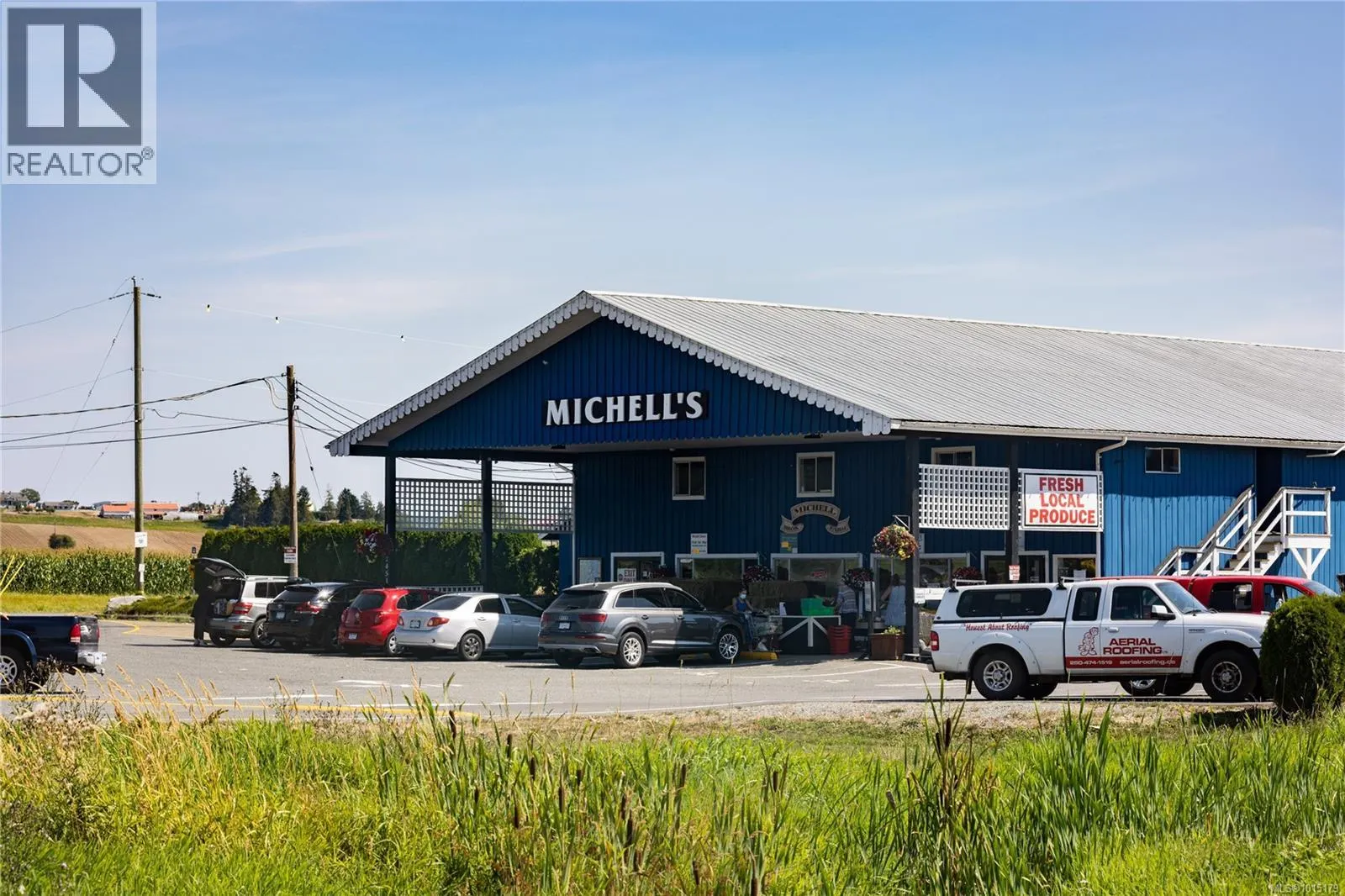 C 7053 Central Saanich Rd
