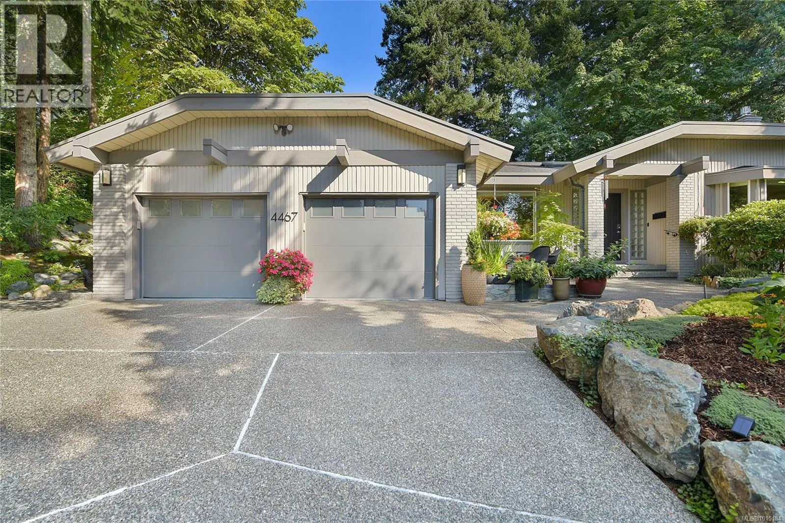 4467 Autumnwood Lane