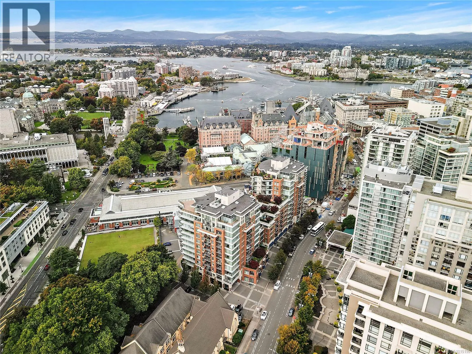 S204 737 Humboldt St