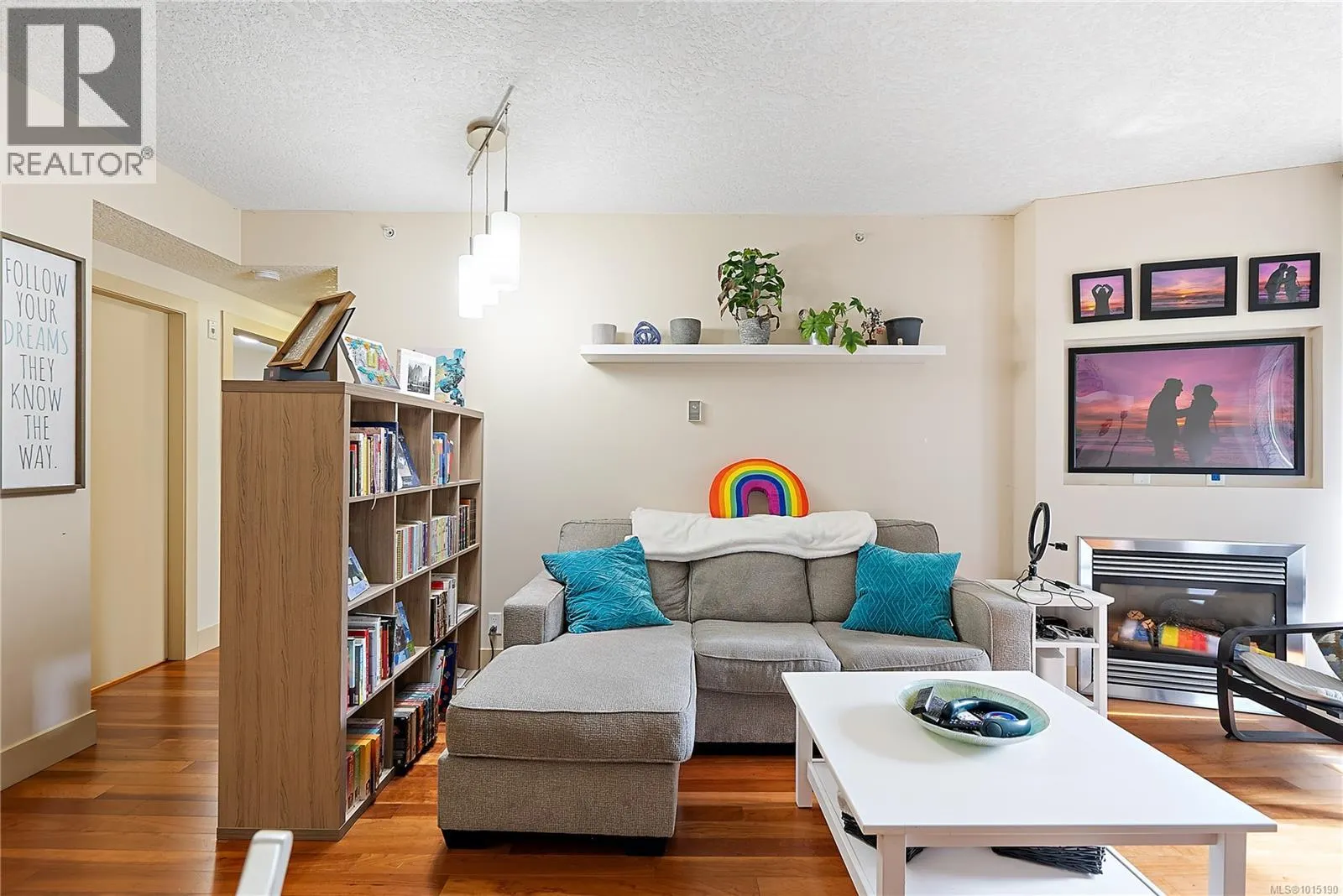 S204 737 Humboldt St