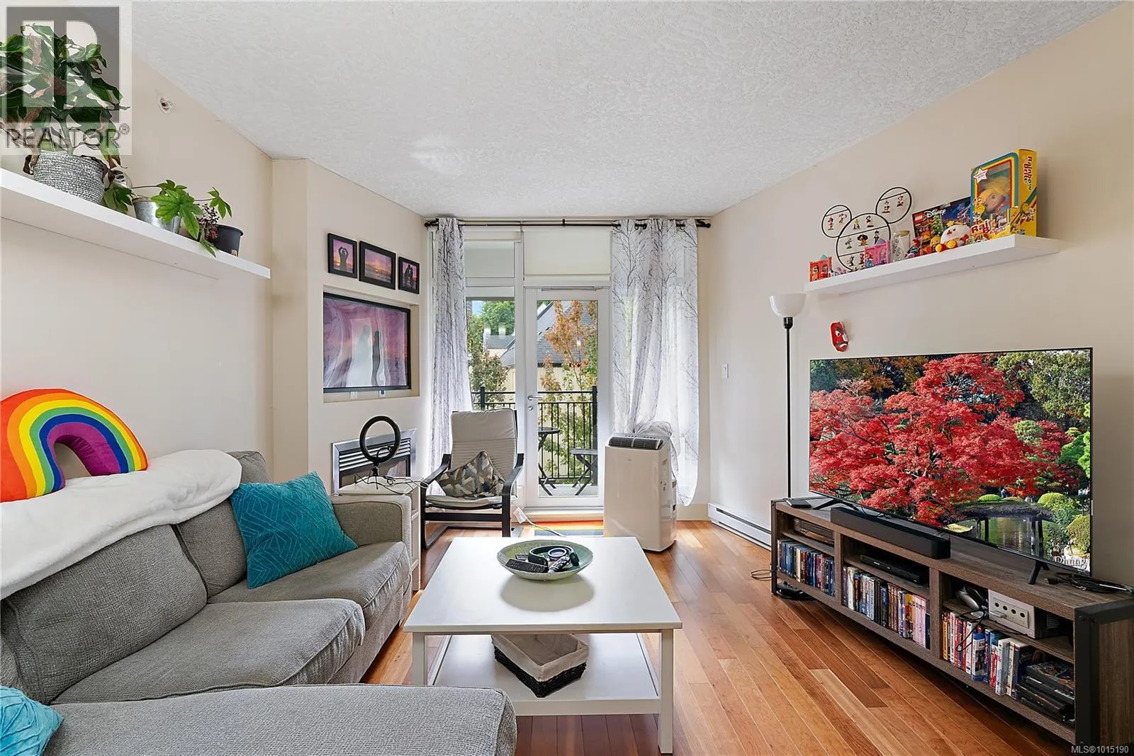 S204 737 Humboldt St