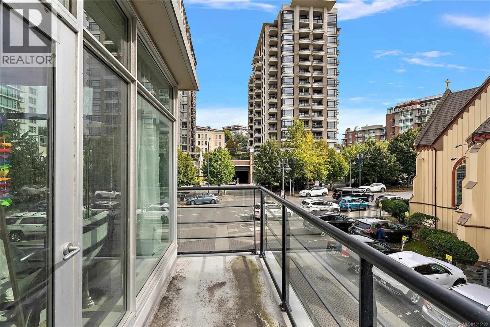 S204 737 Humboldt St