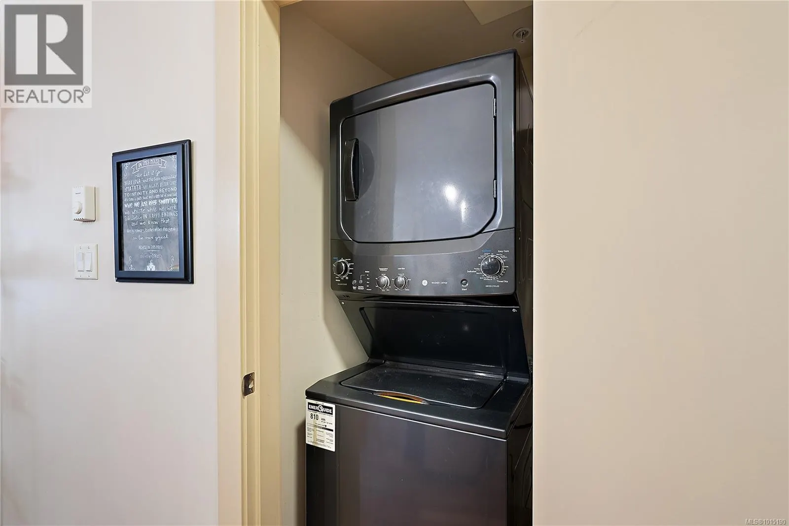 S204 737 Humboldt St