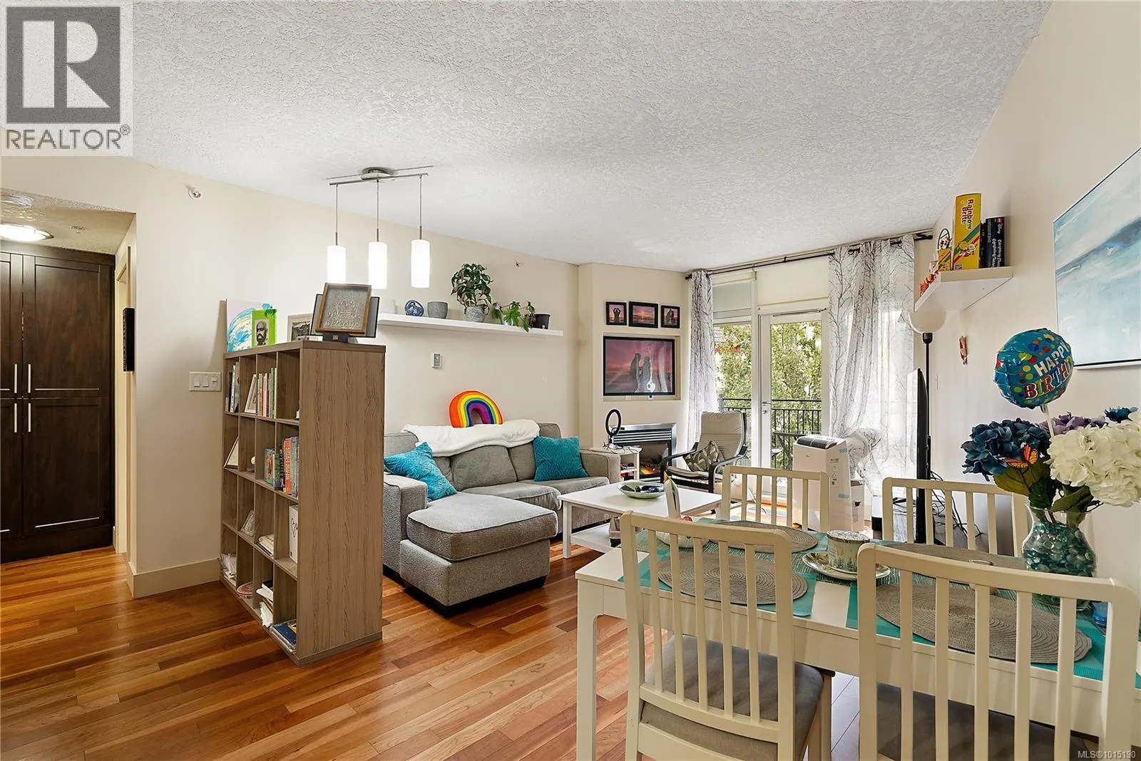 S204 737 Humboldt St