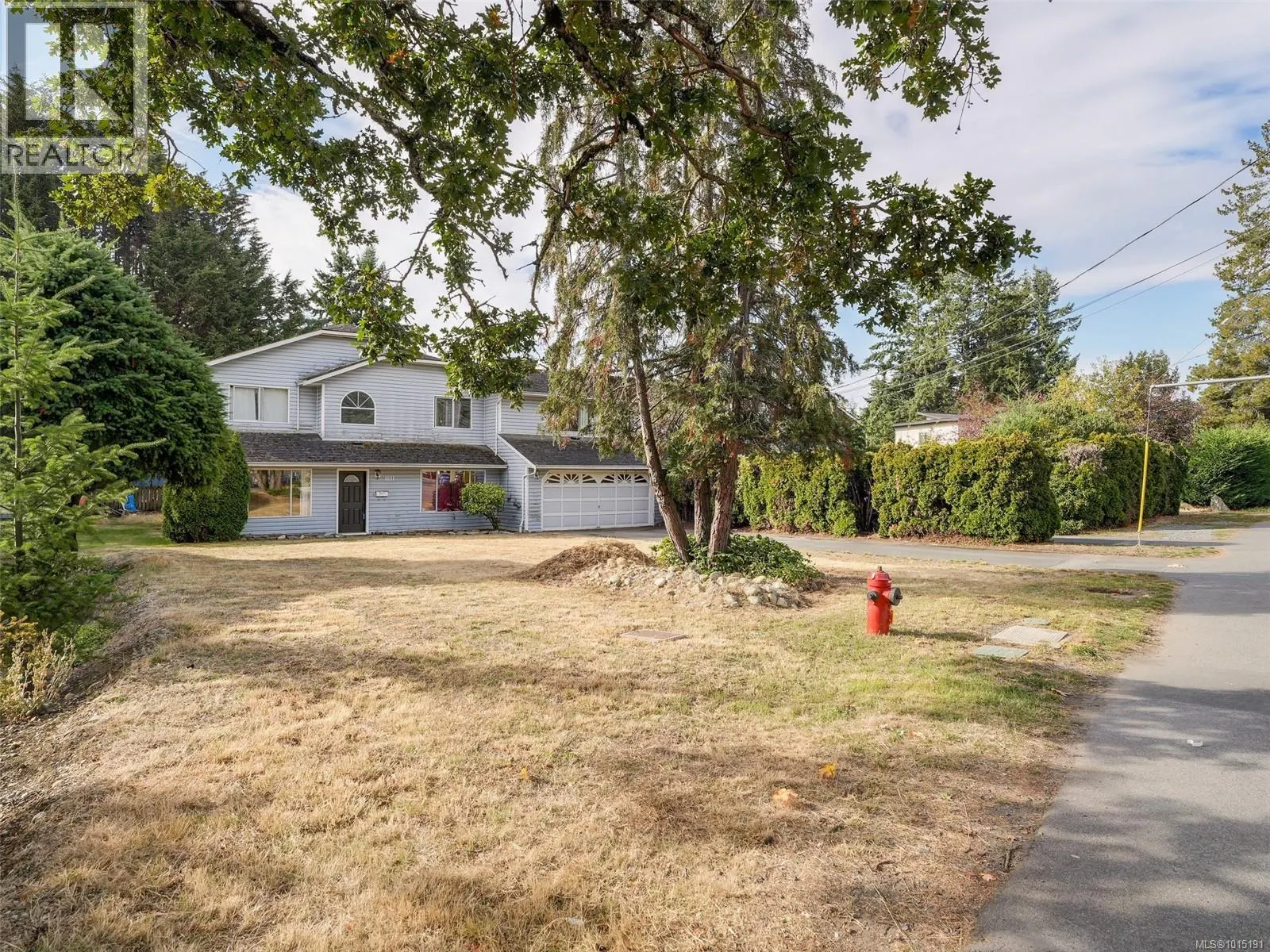 1031 Goldstream Ave
