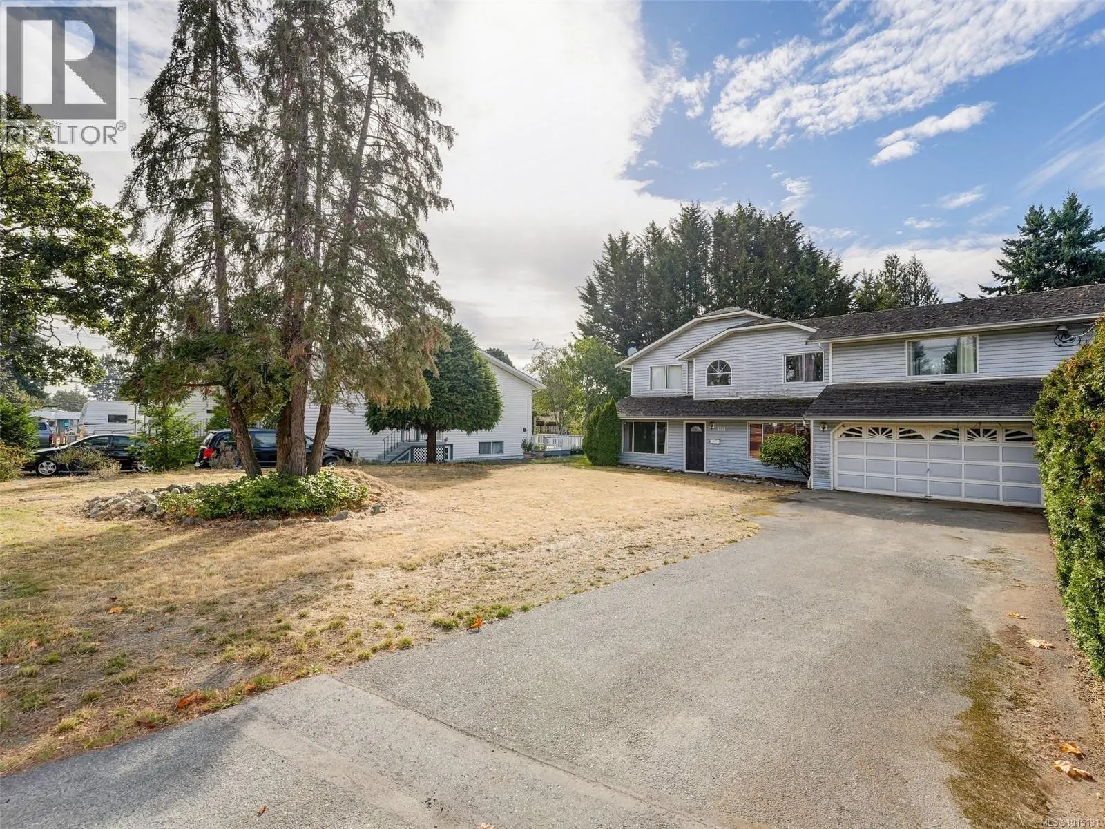 1031 Goldstream Ave