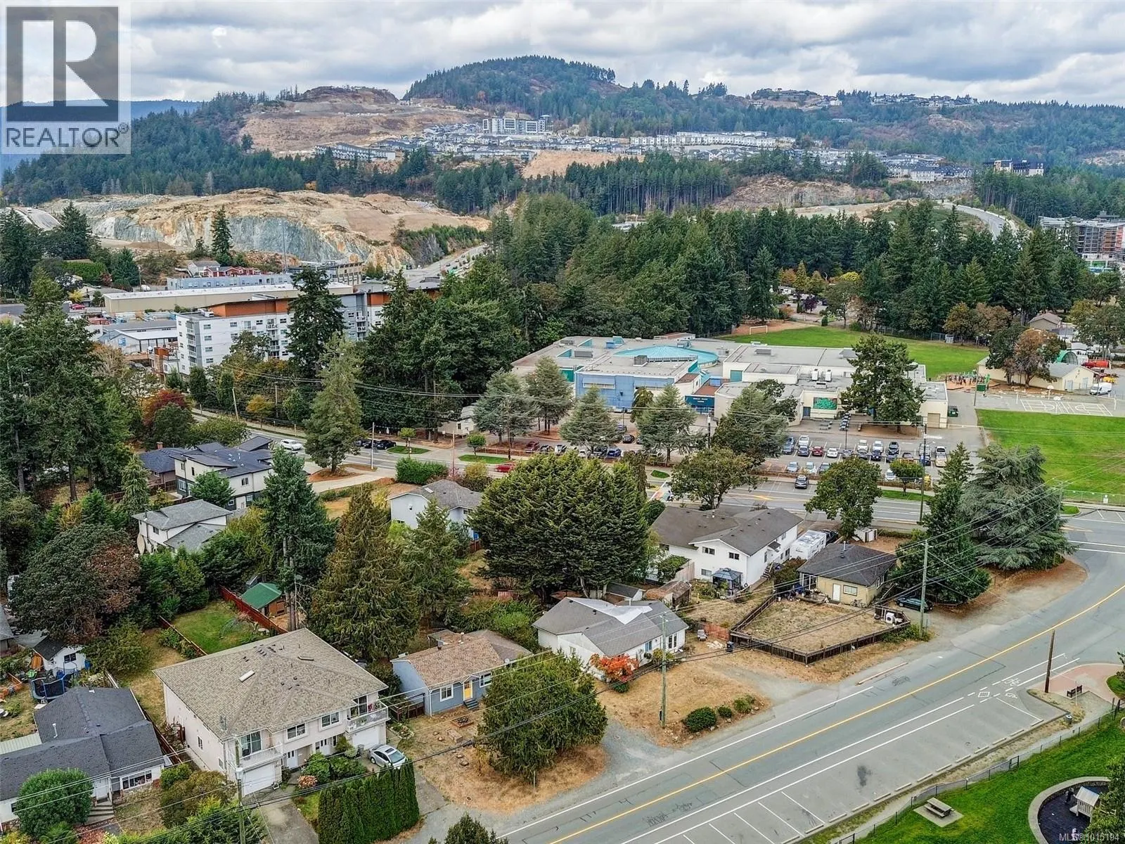 2818 Carlow Rd