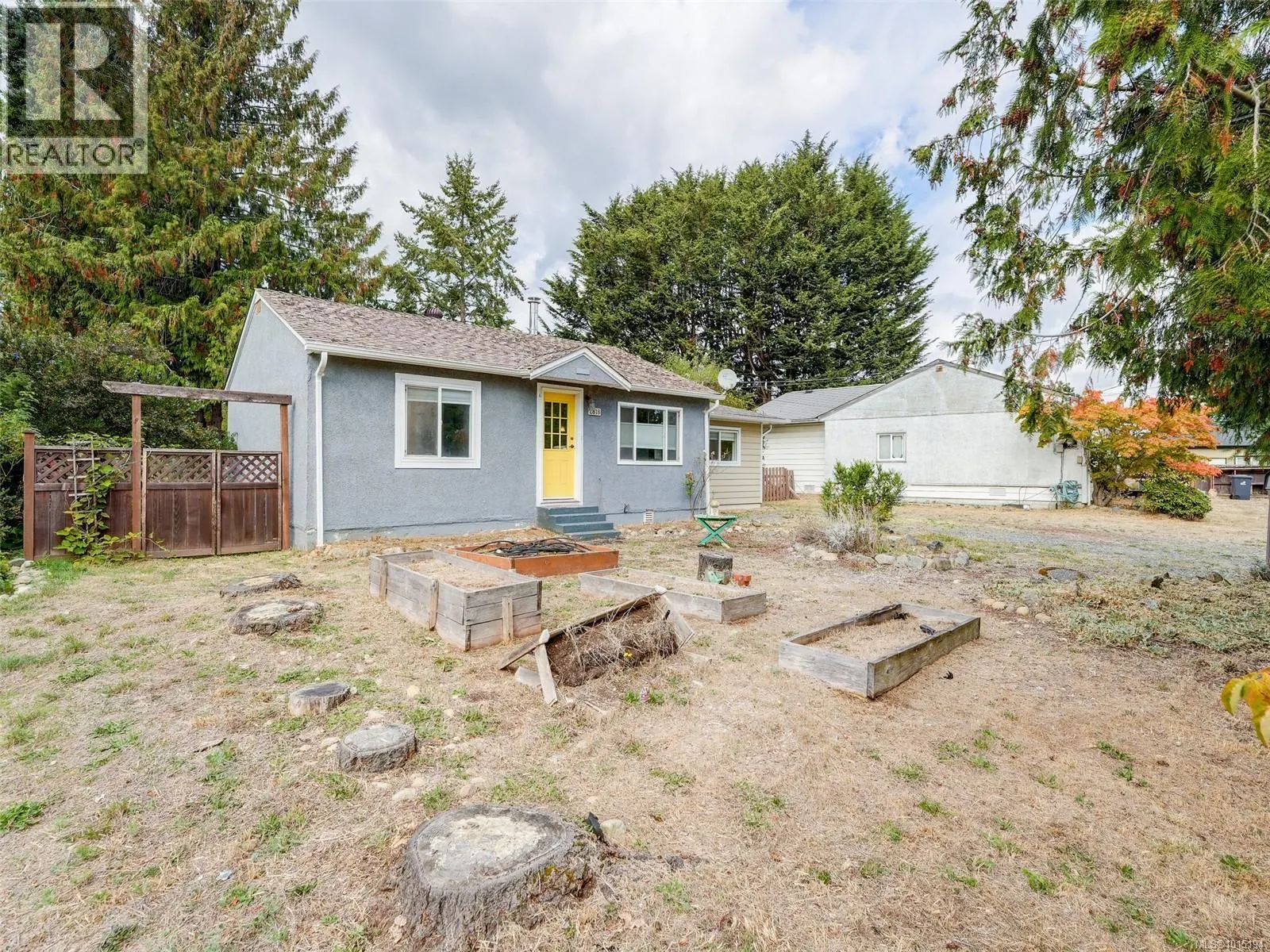 2818 Carlow Rd