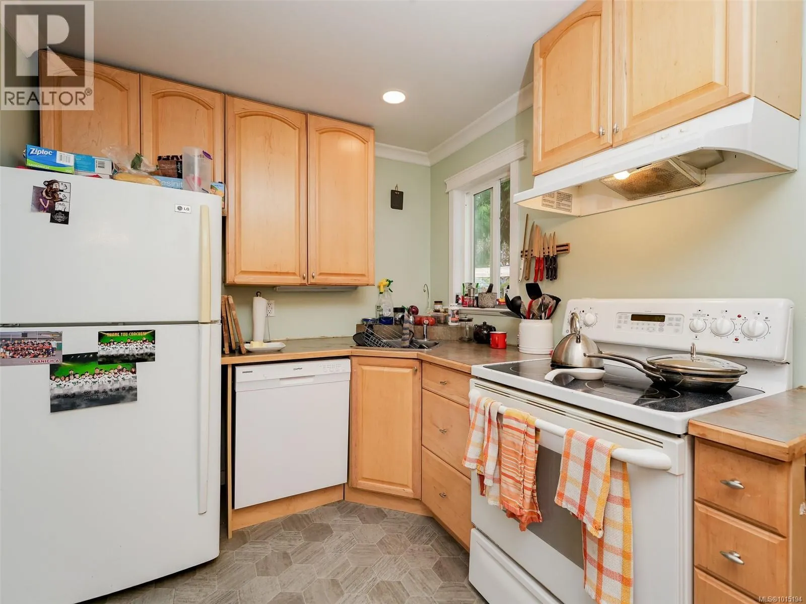 2818 Carlow Rd