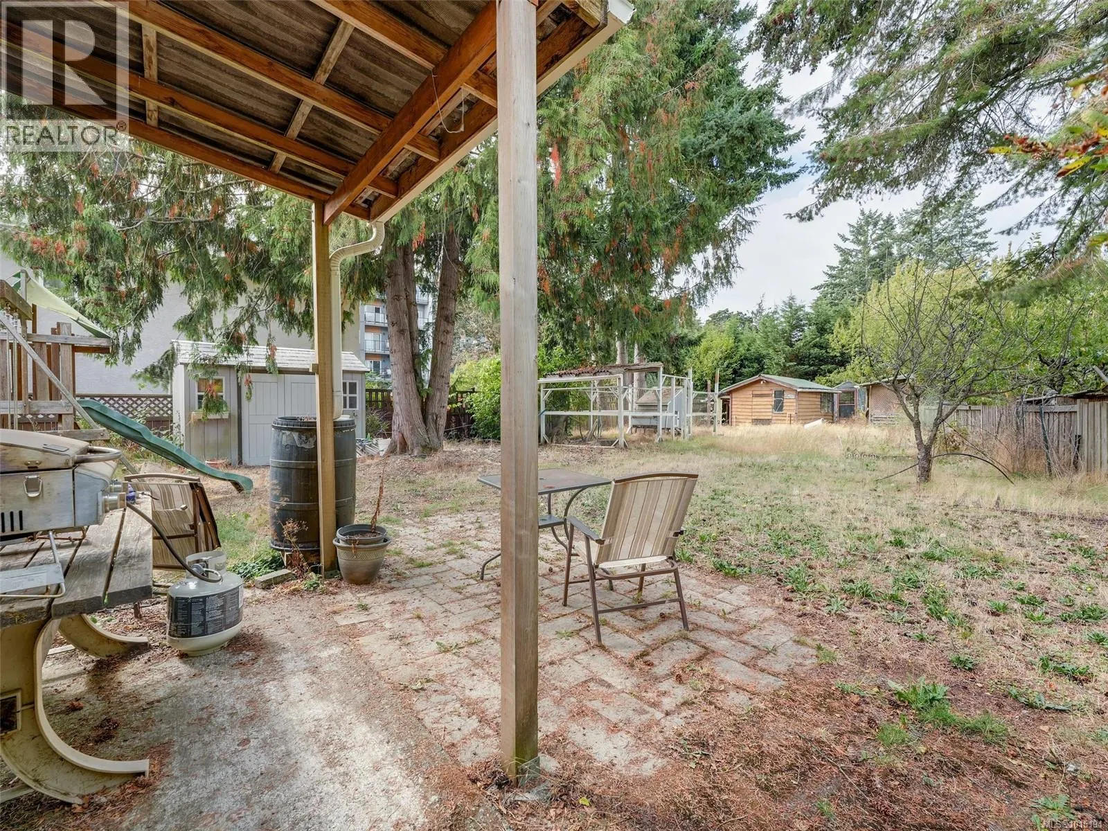 2818 Carlow Rd