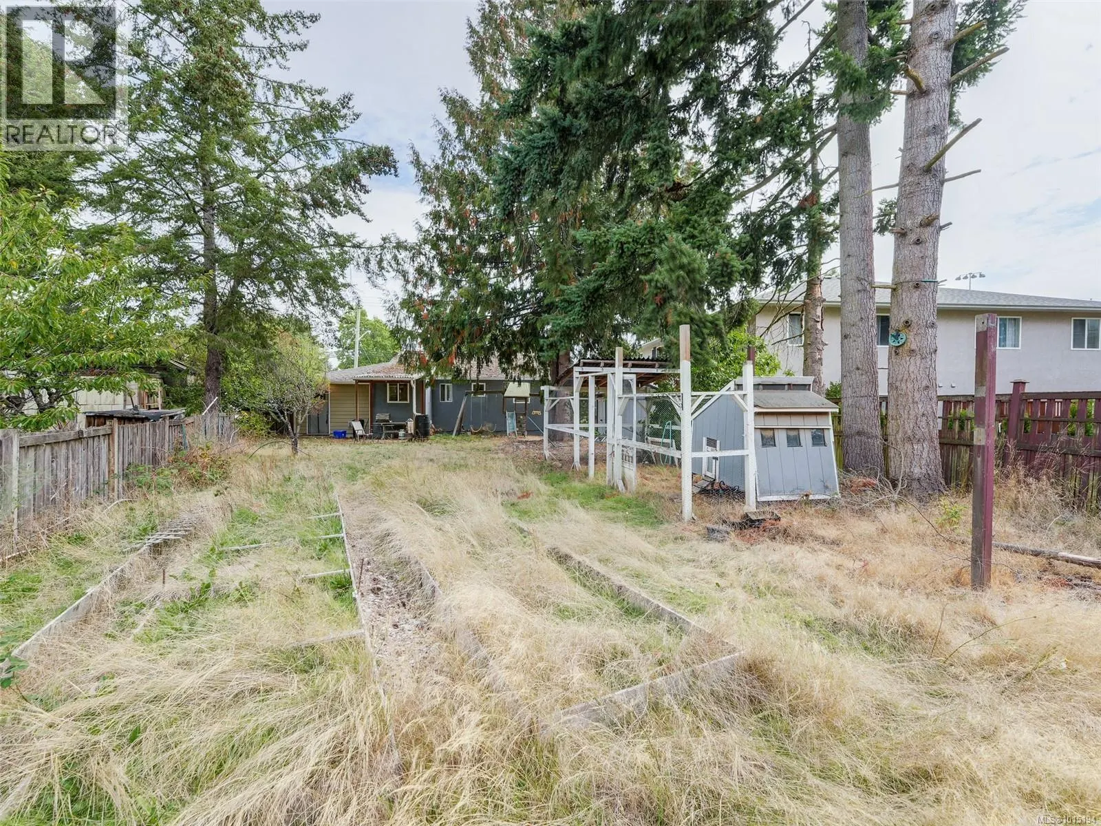 2818 Carlow Rd