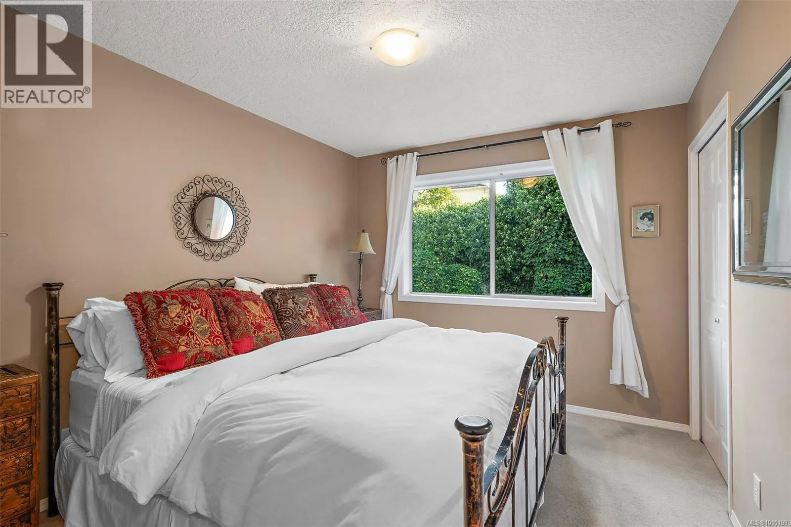 A 6599 Central Saanich Rd