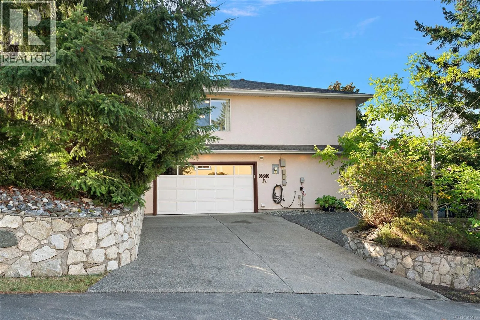 A 6599 Central Saanich Rd