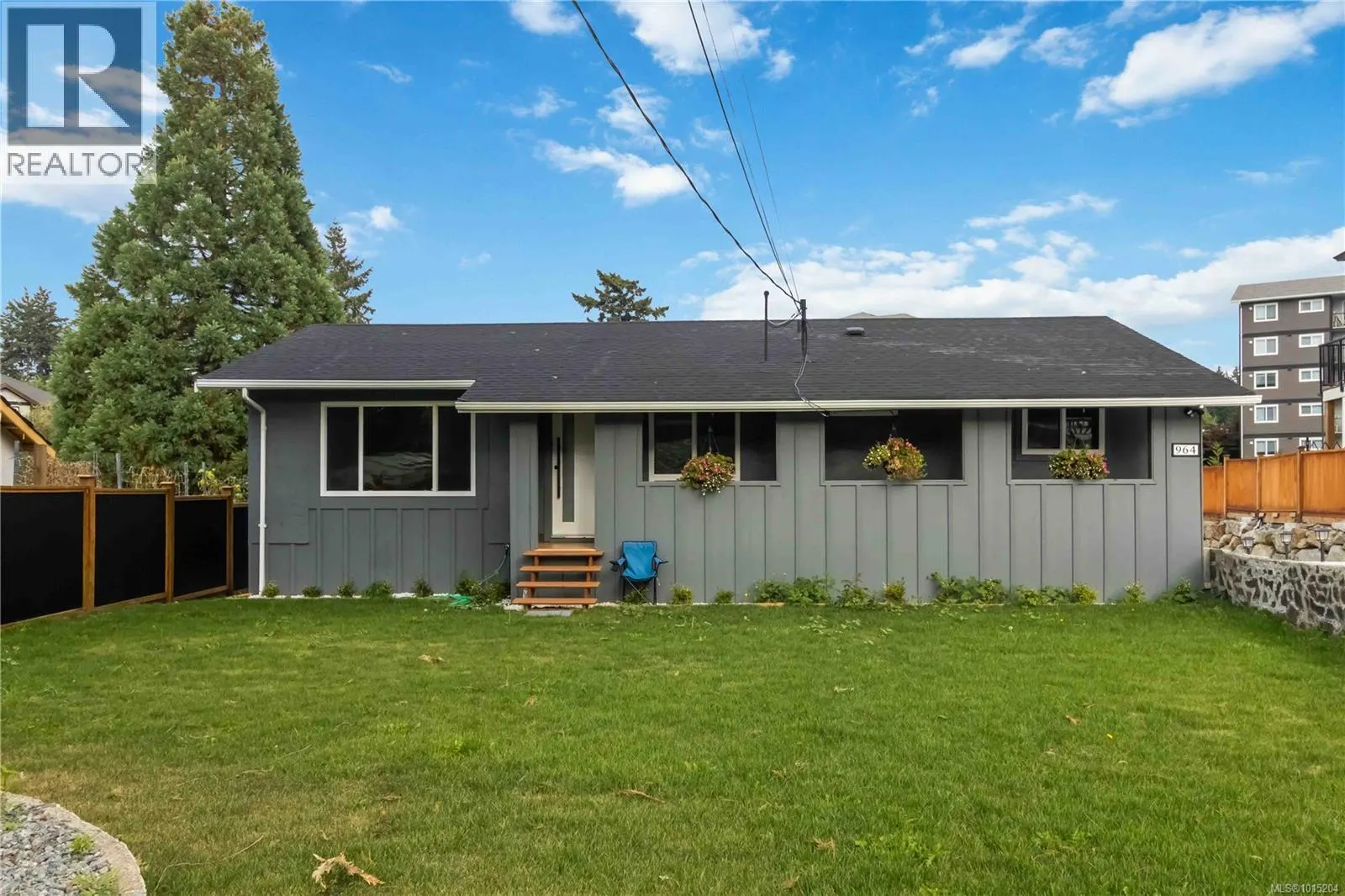 964 Loch Glen Pl