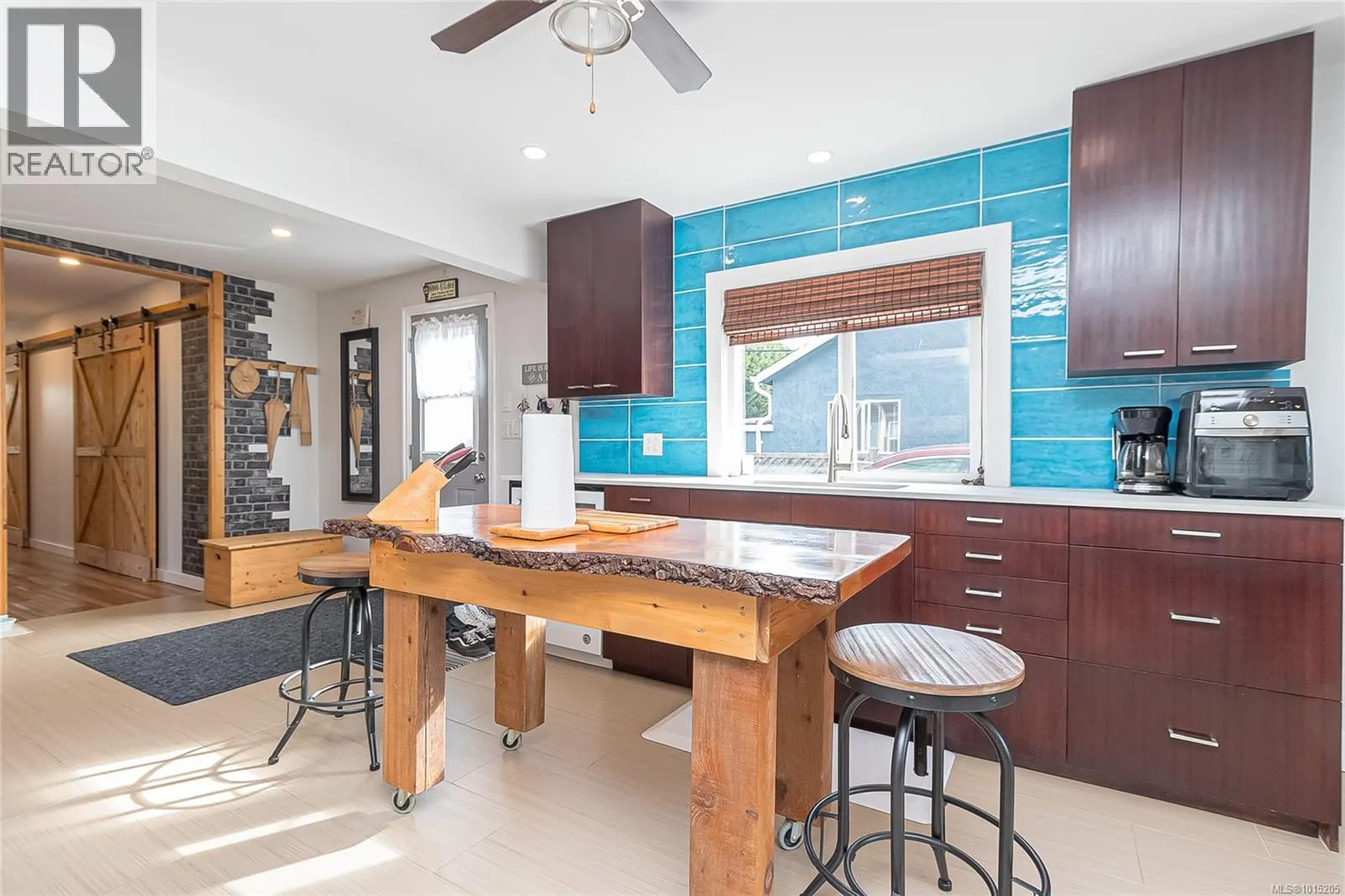 108 Crease Ave
