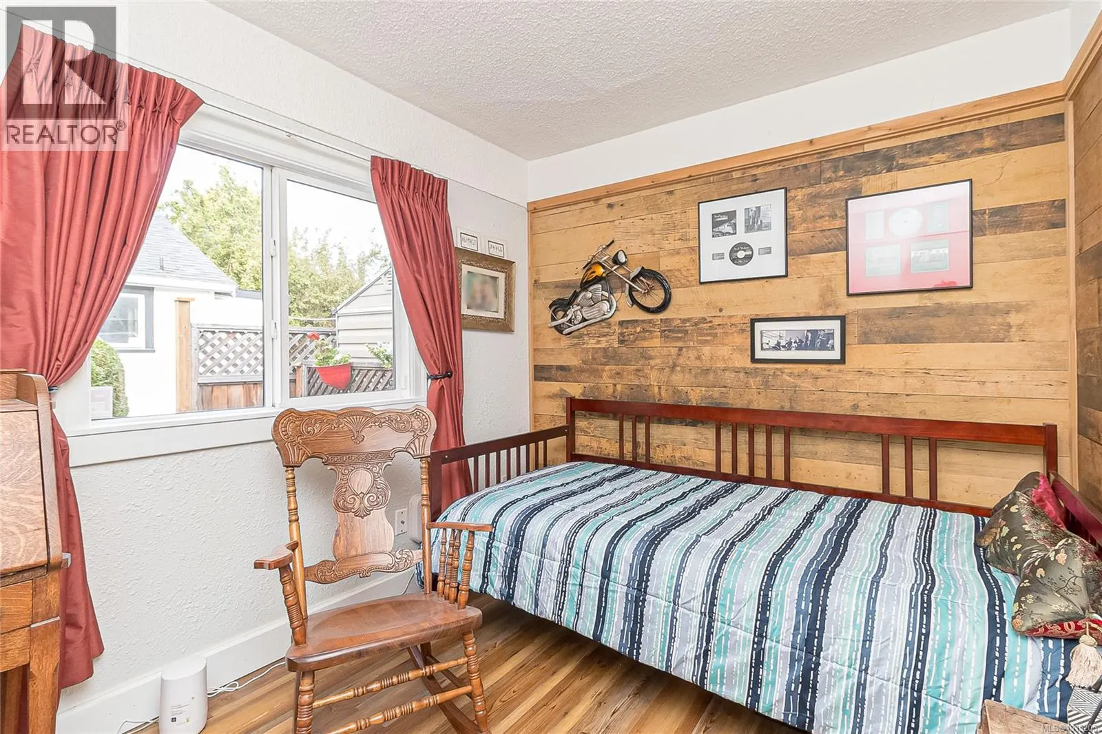 108 Crease Ave