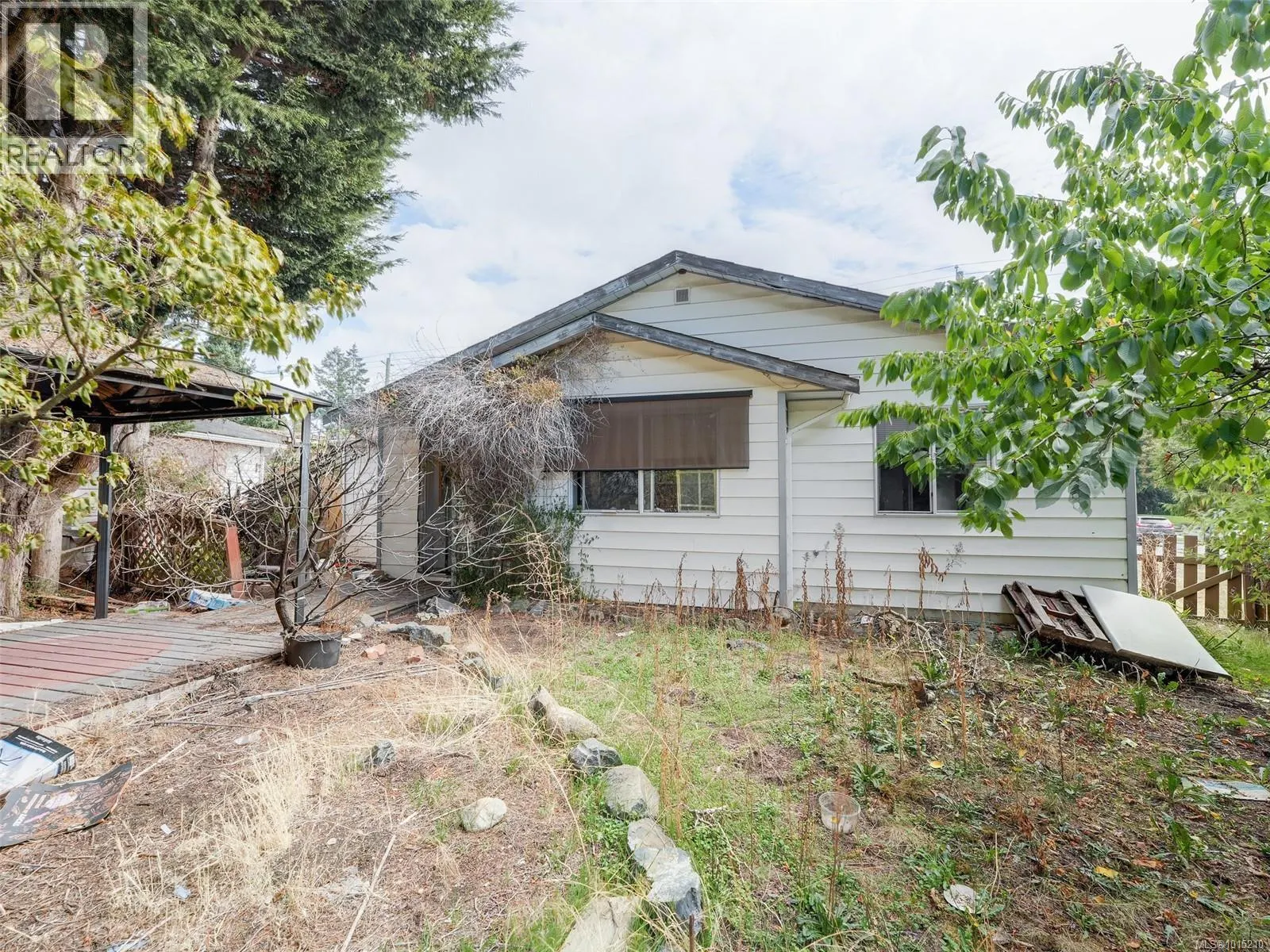 2814 Carlow Rd