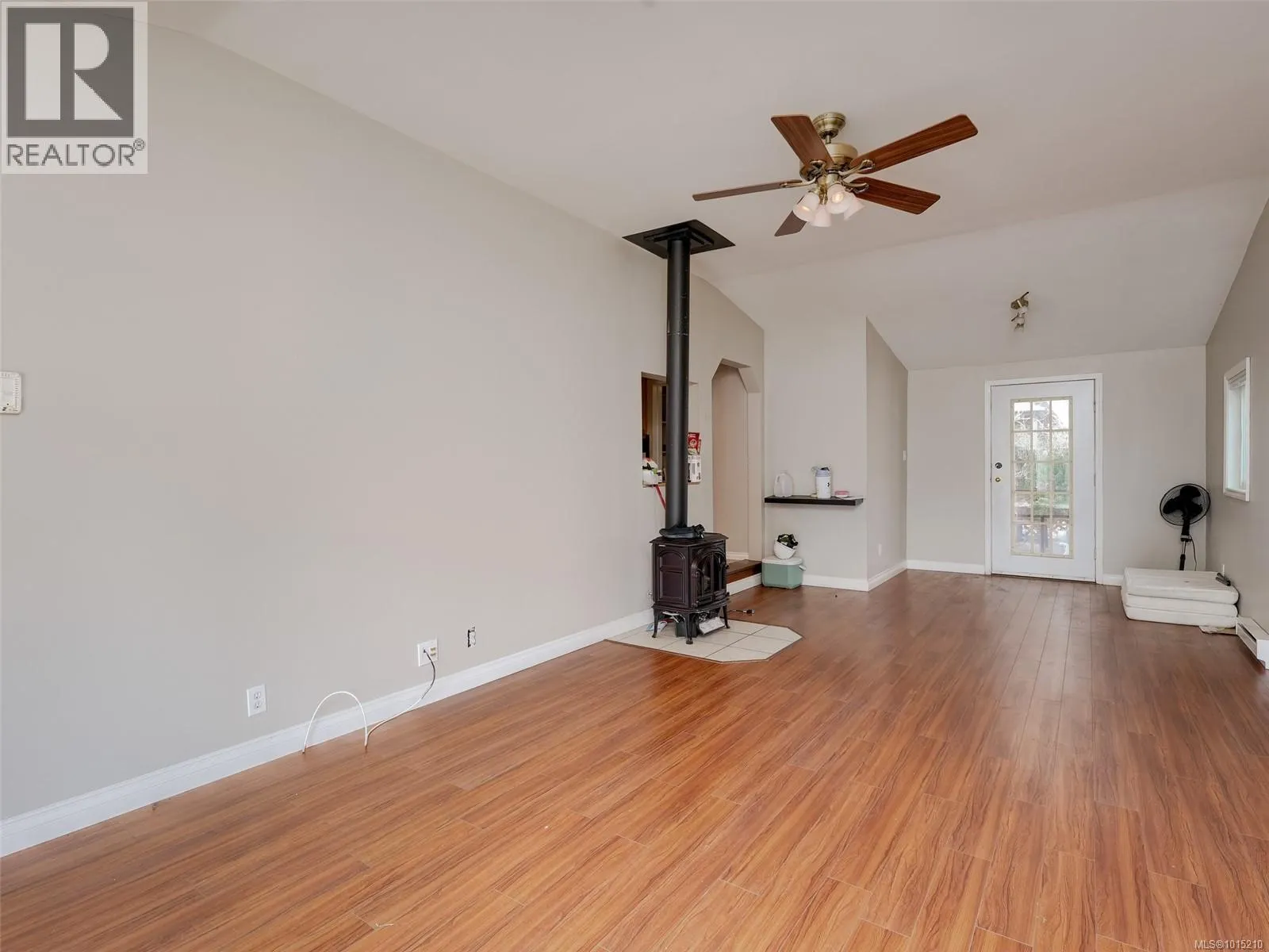 2814 Carlow Rd