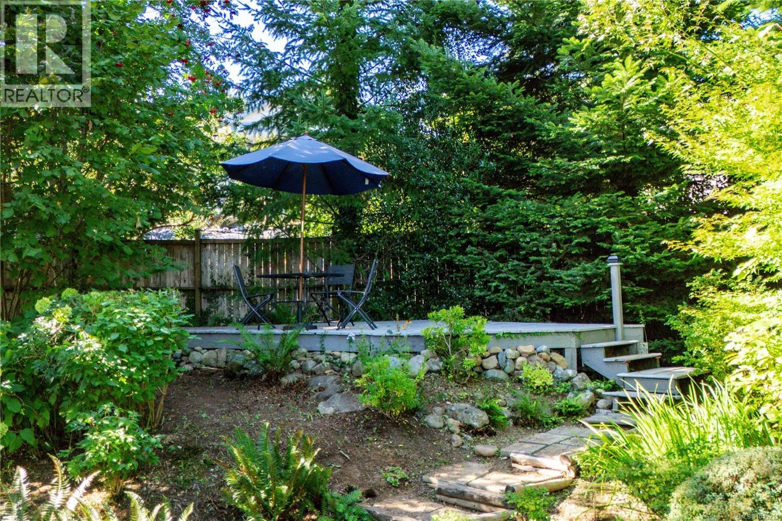 953 Holm Rd