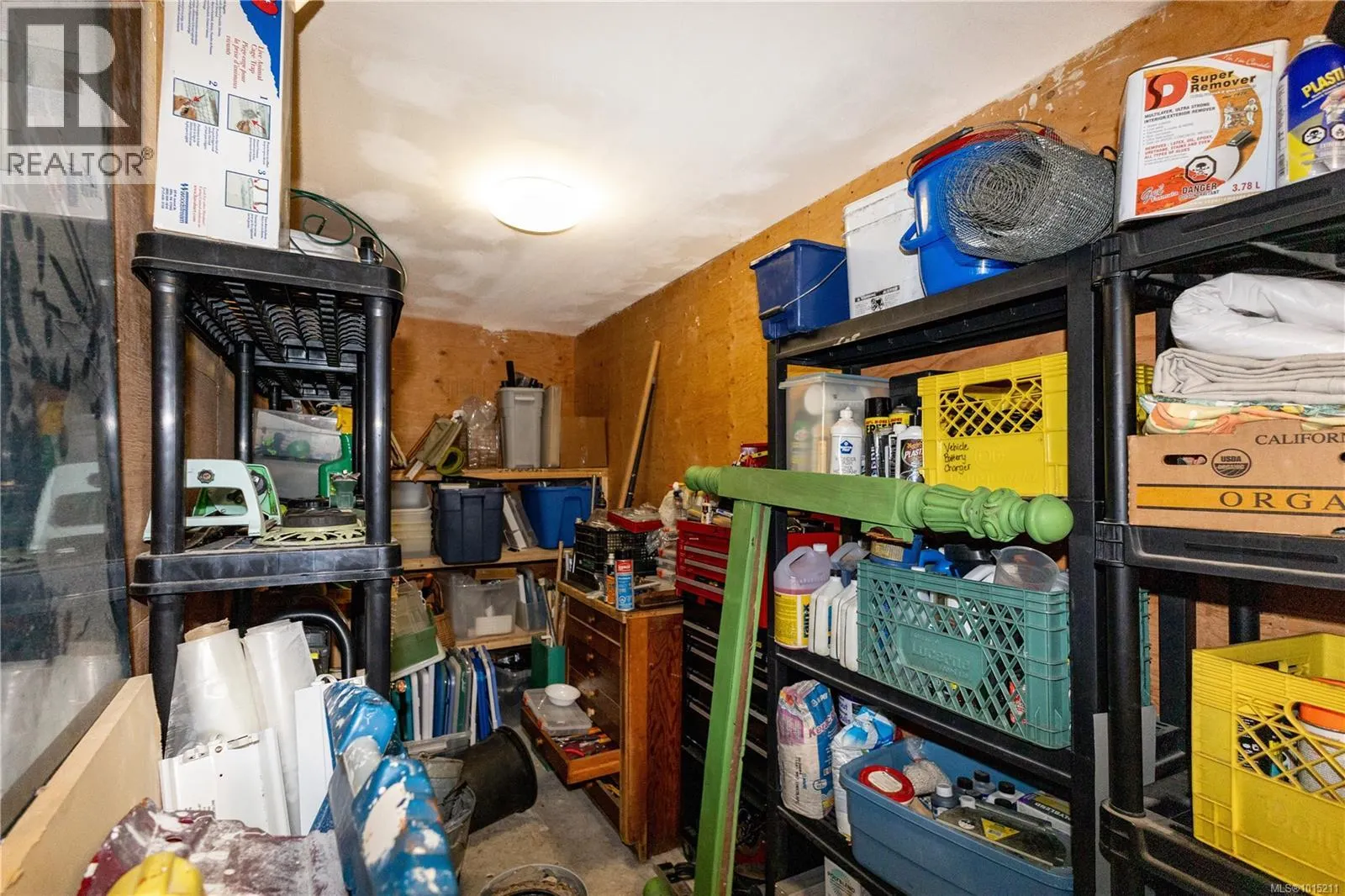 953 Holm Rd