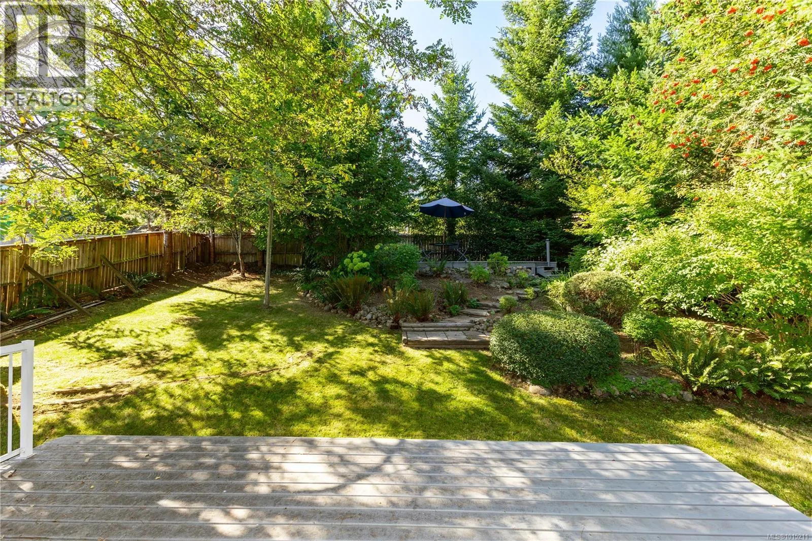 953 Holm Rd