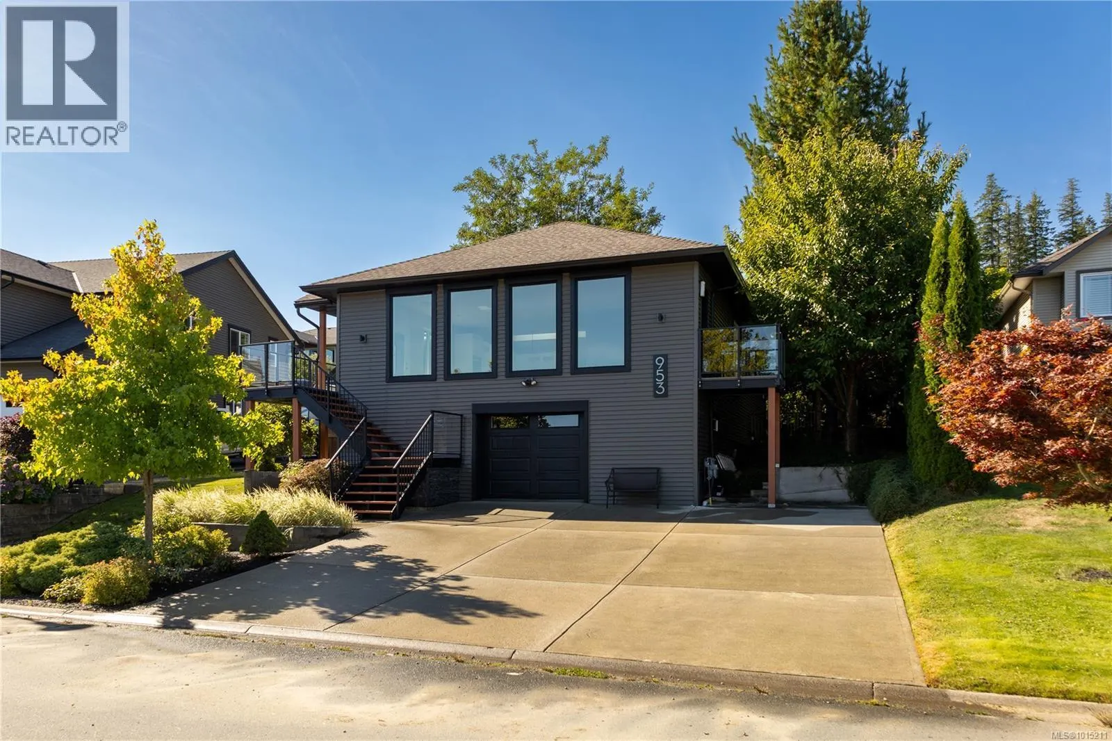 953 Holm Rd