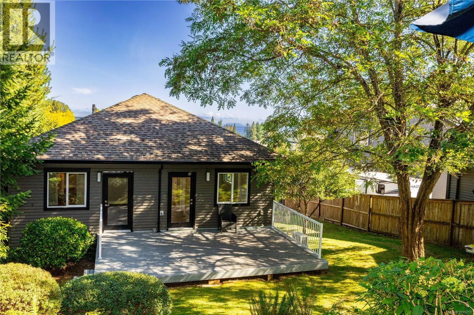 953 Holm Rd