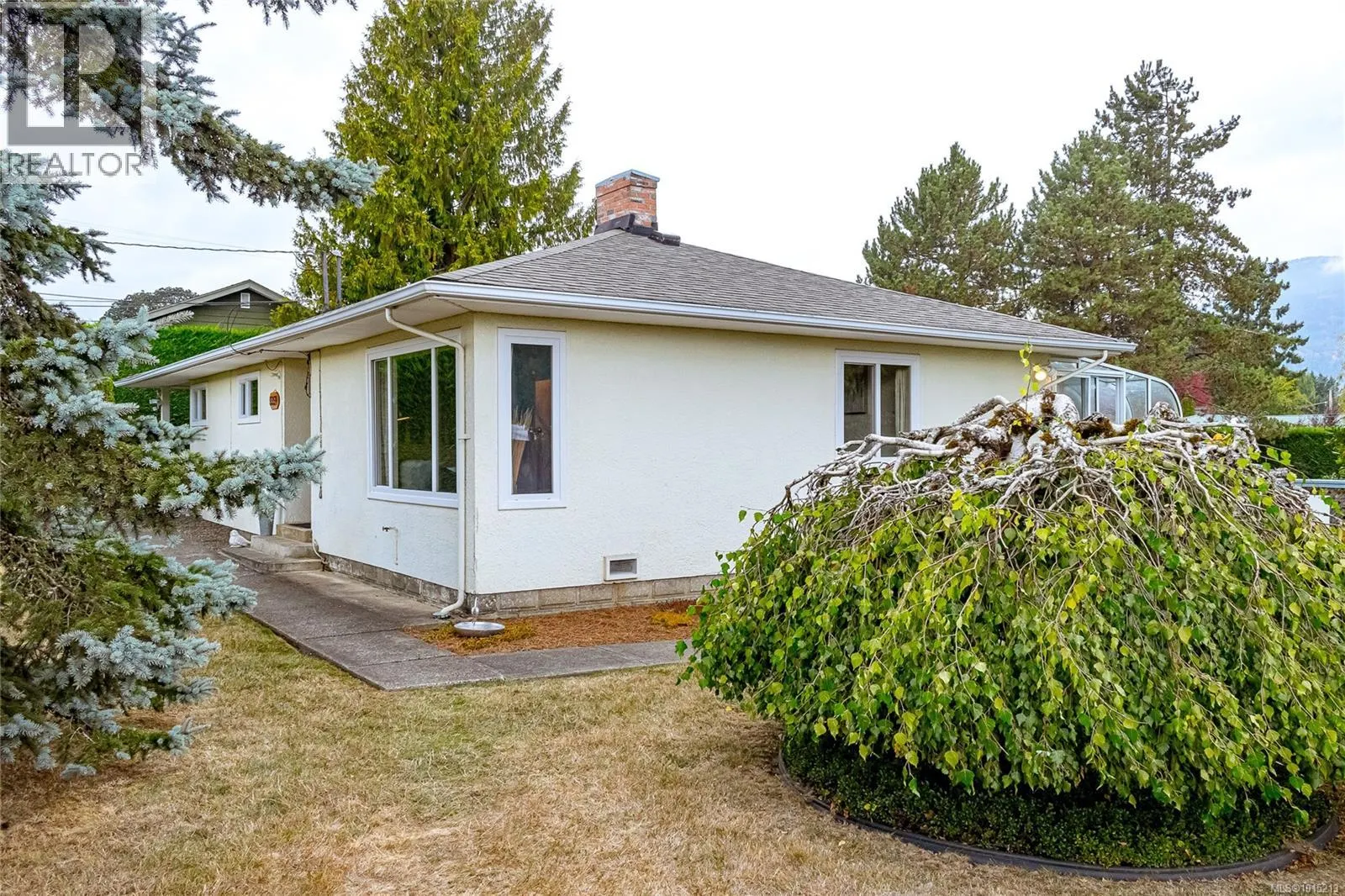 3359 Cowichan Lake Rd