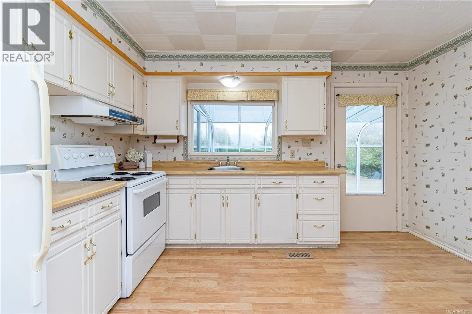 3359 Cowichan Lake Rd