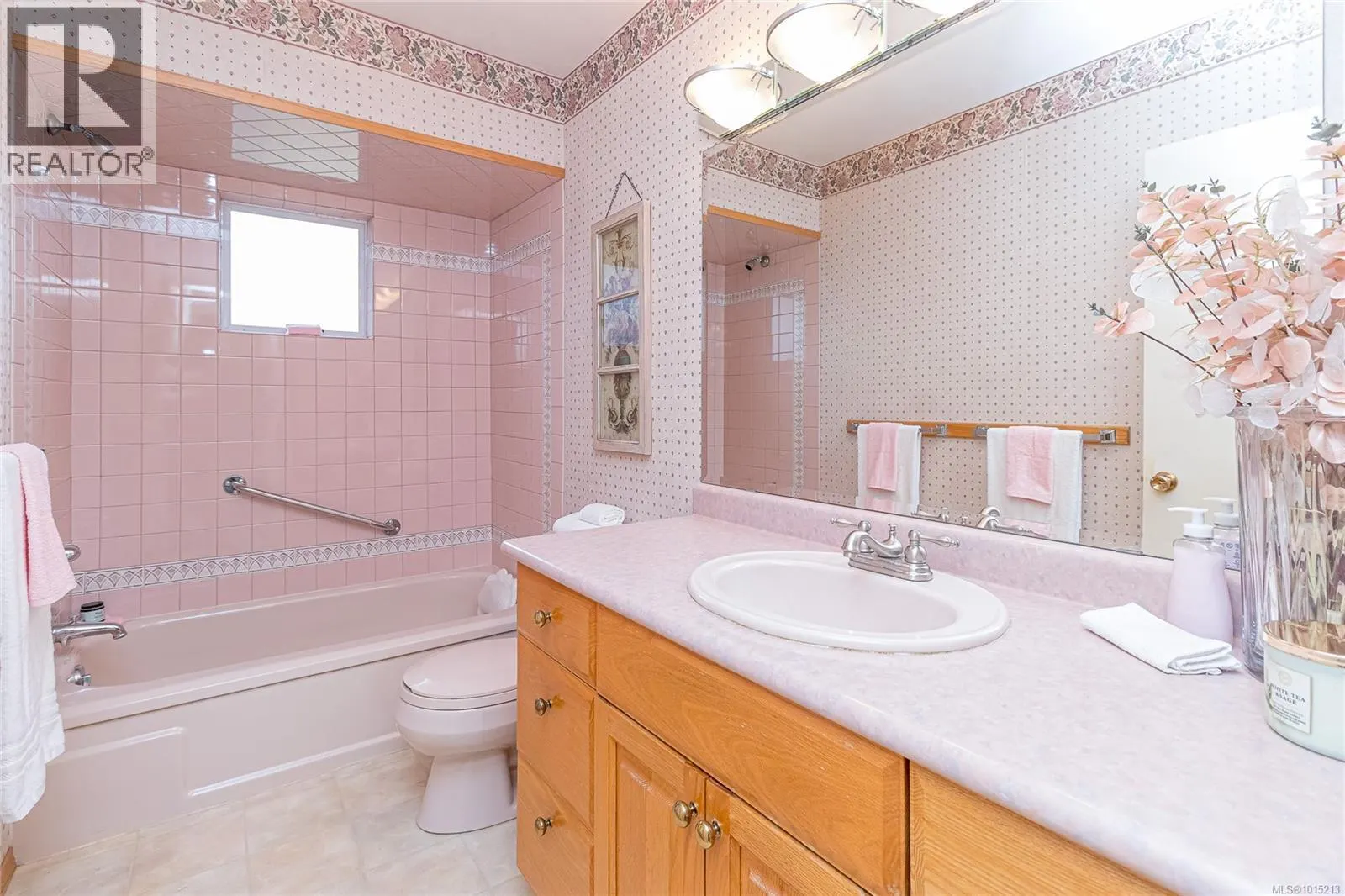 3359 Cowichan Lake Rd