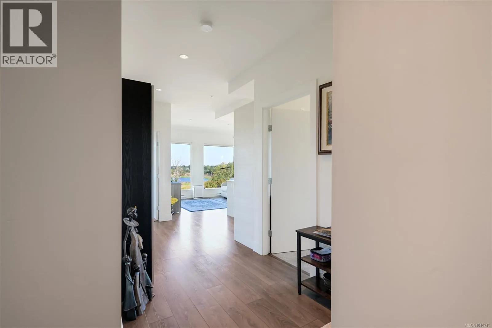 407 3815 Rowland Ave