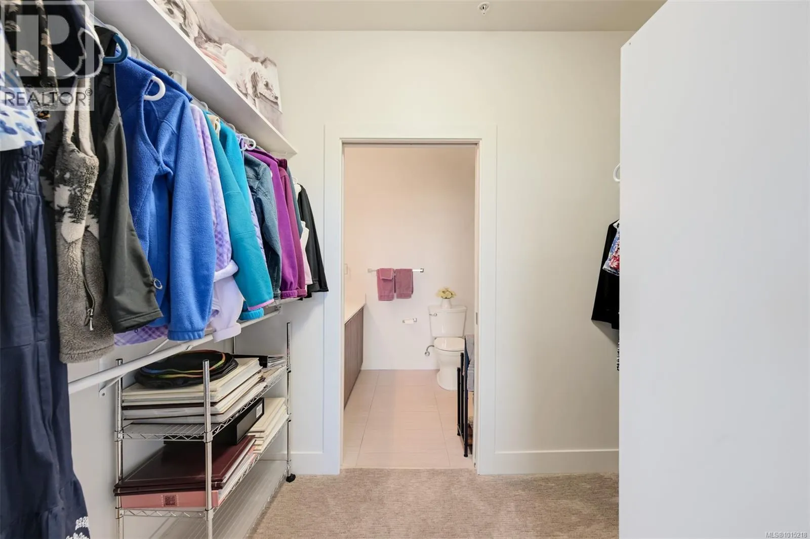 407 3815 Rowland Ave