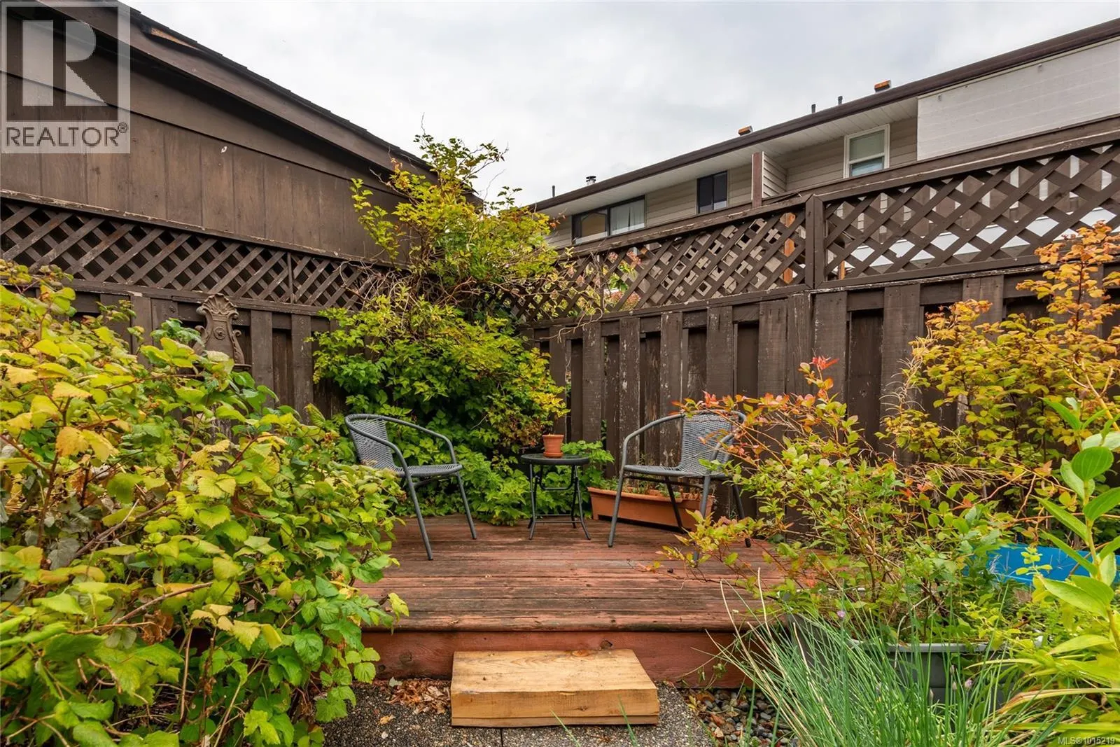 11 500 Muchalat Pl