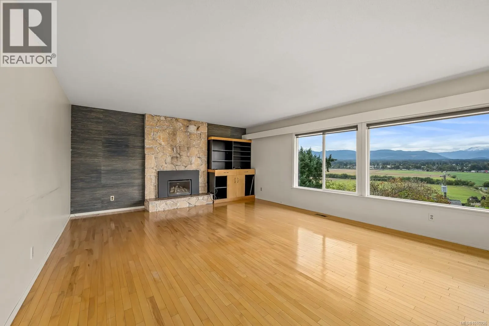 1345 Glen Urquhart Dr