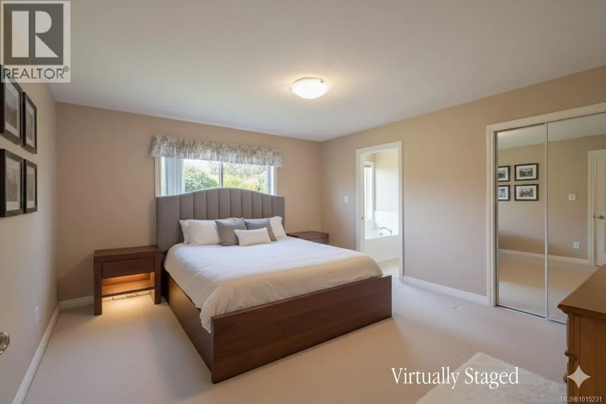 802 Sussex Pl