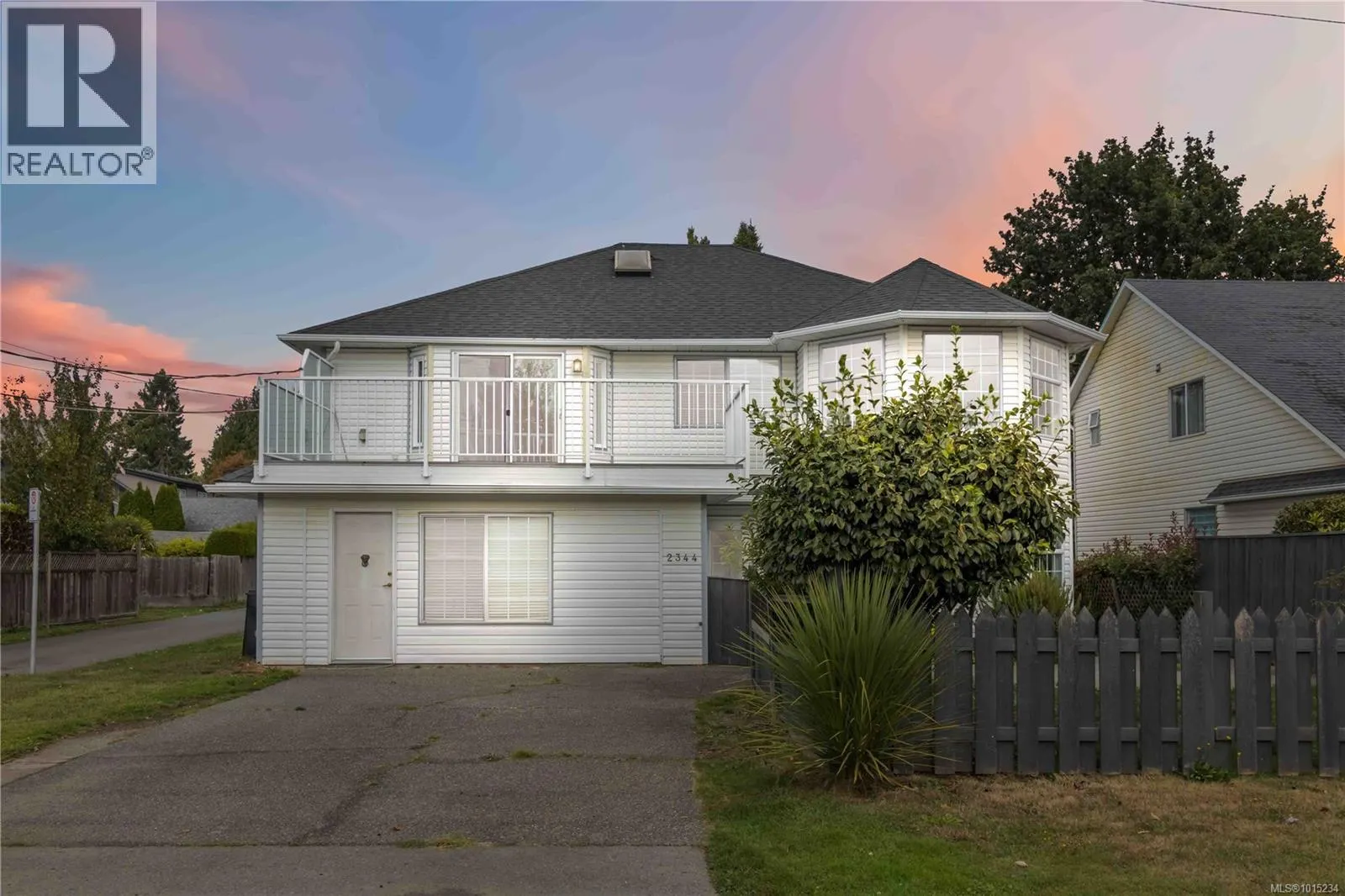 2344 Ocean Ave