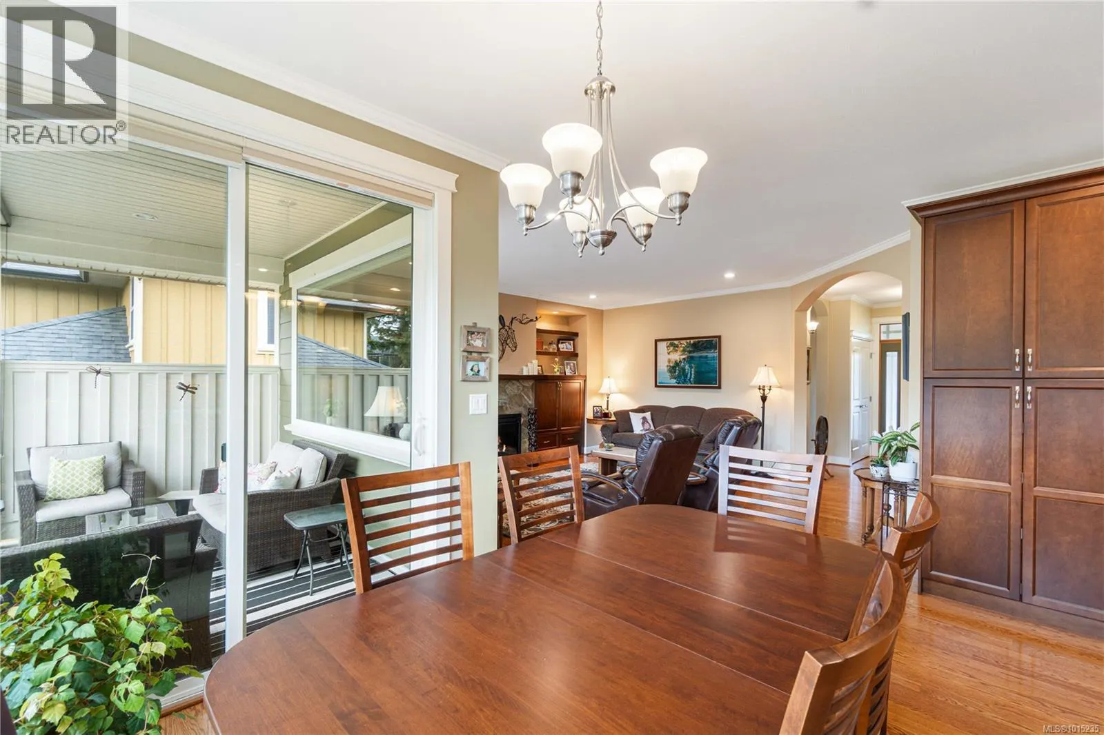 3573 Monterey Dr