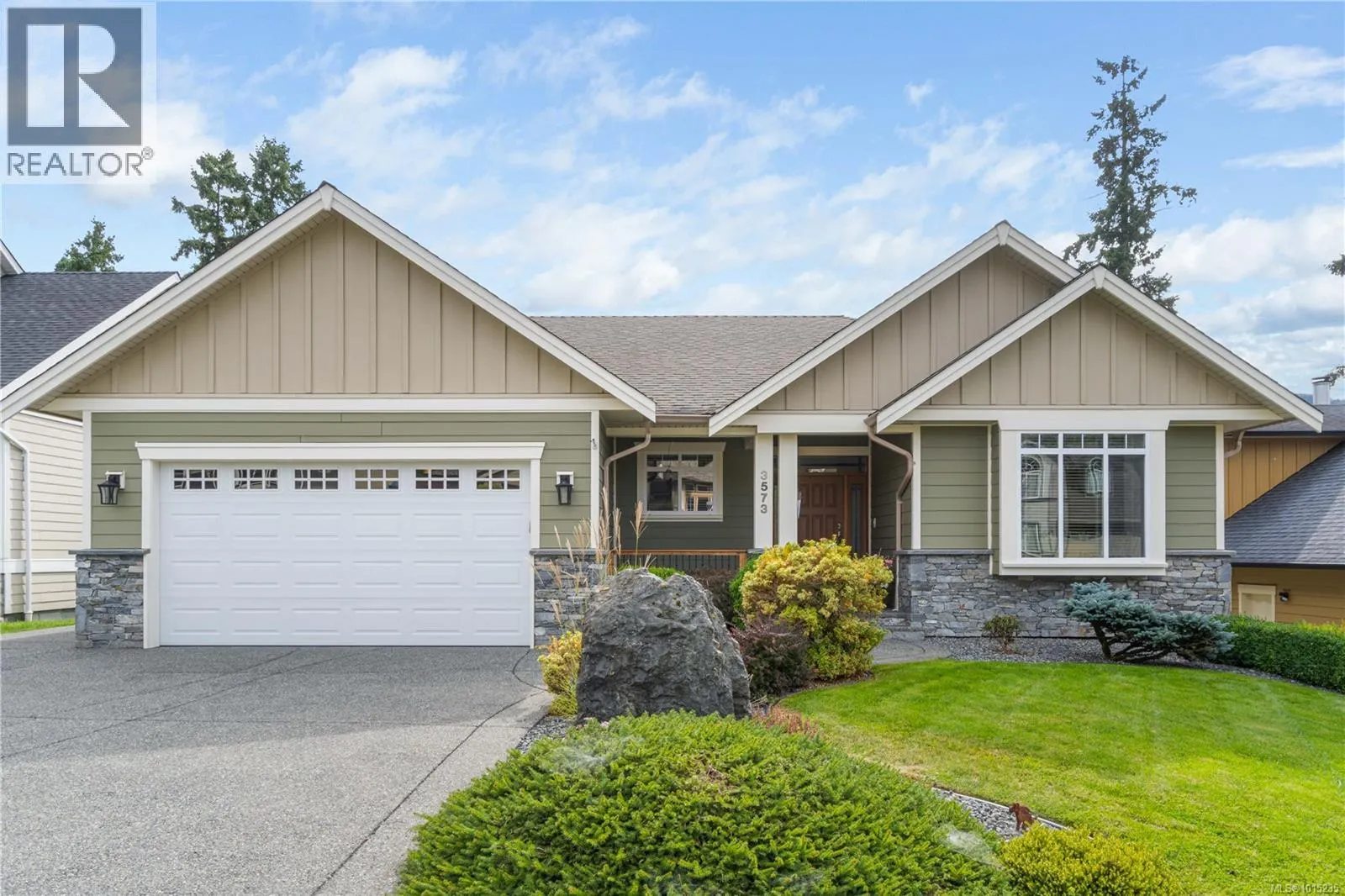 3573 Monterey Dr