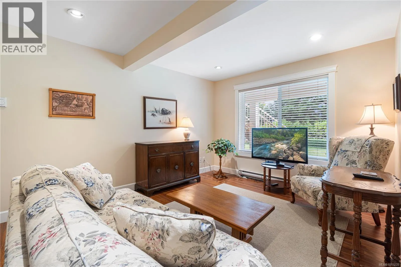 3573 Monterey Dr
