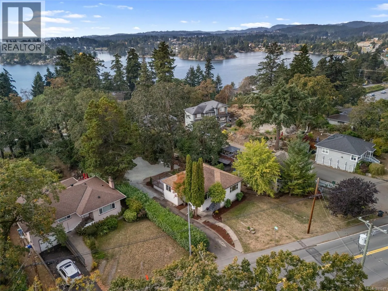 1075 Burnside Rd W