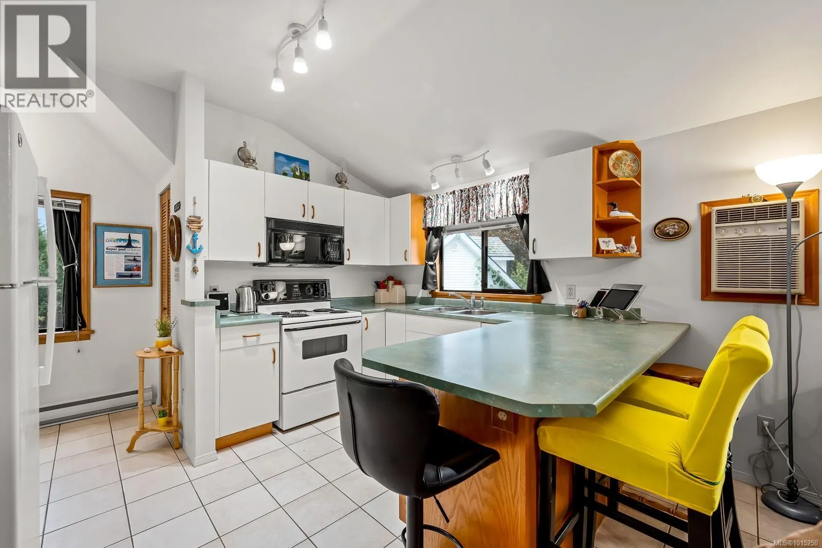 9386 Martin Park Dr
