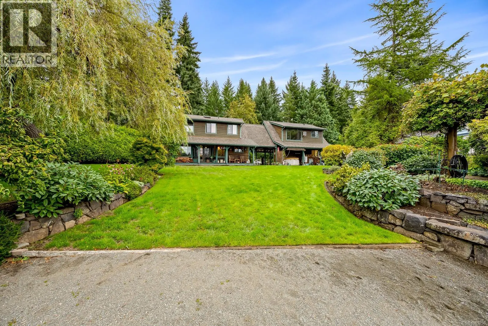 9386 Martin Park Dr
