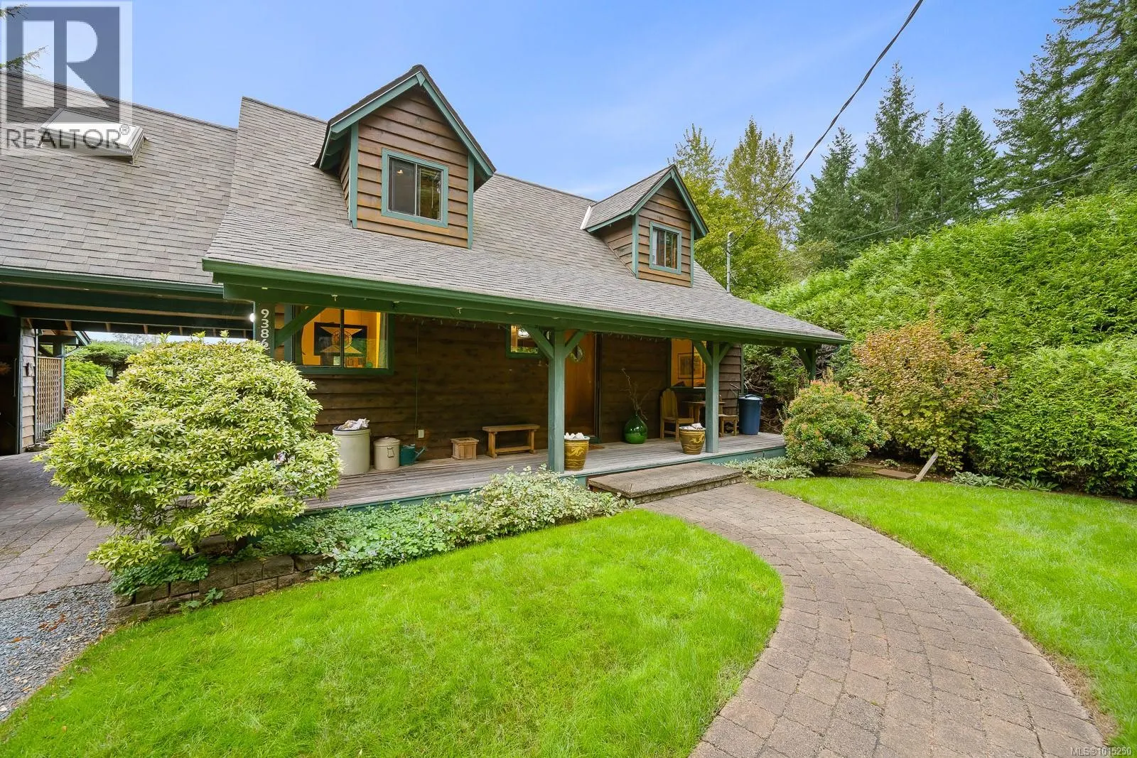 9386 Martin Park Dr